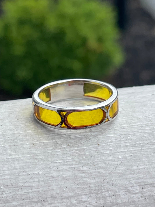 925 Sterling Silver Yellow Glass Band Ring Size 7.5
