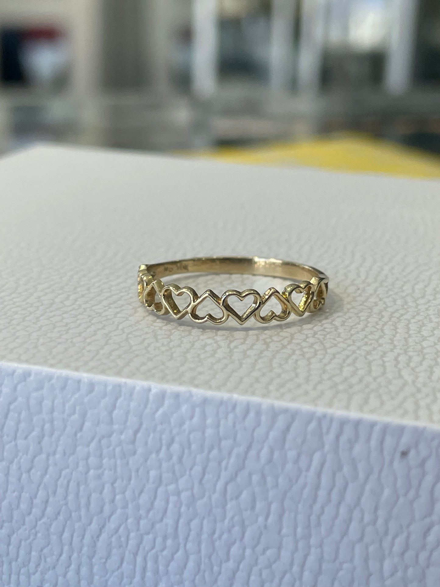 10k Gold Open Hearts Band Ring Size 7