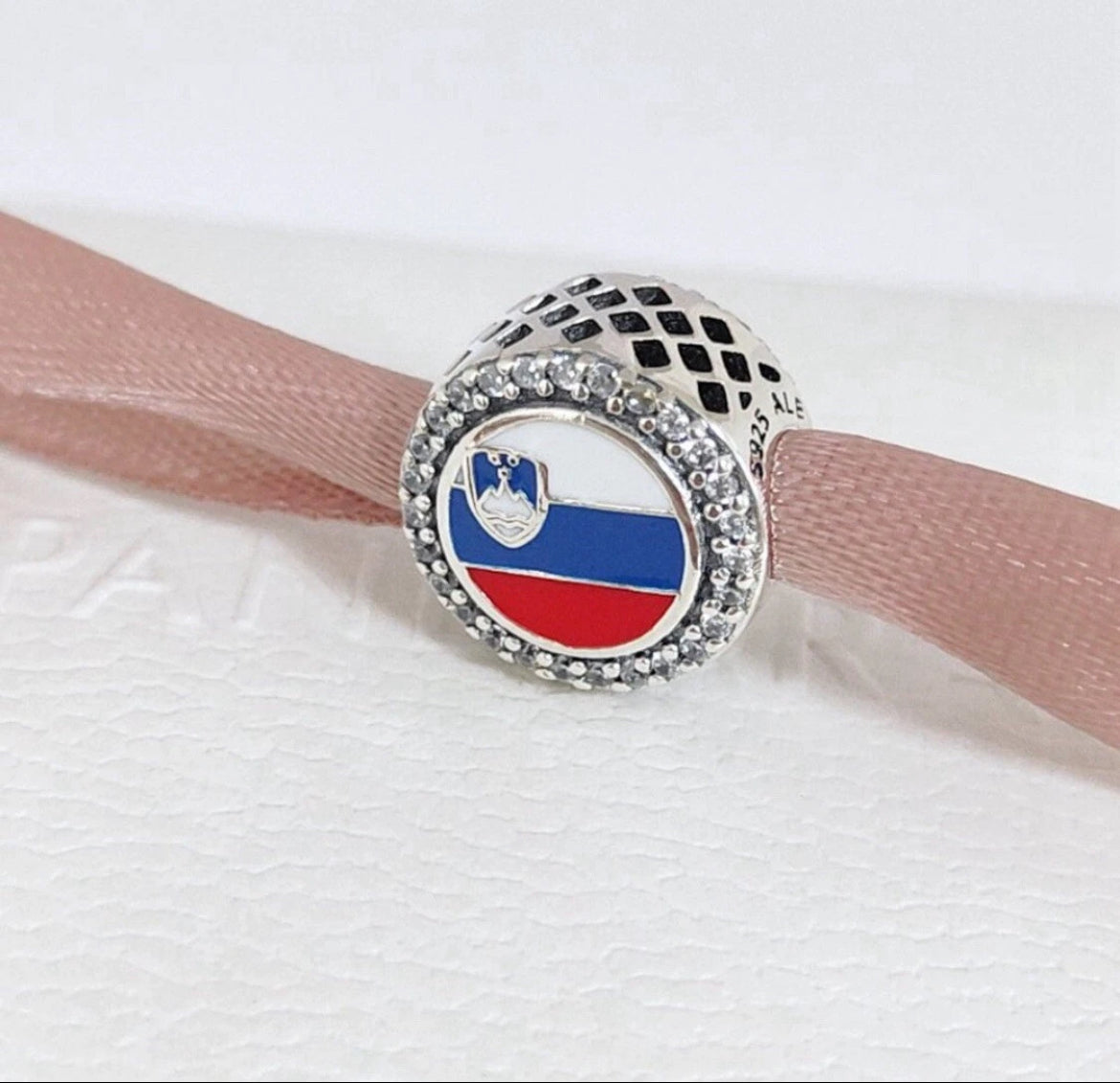 Pandora Slovenia Exclusive Country Flag Round Signet Charm