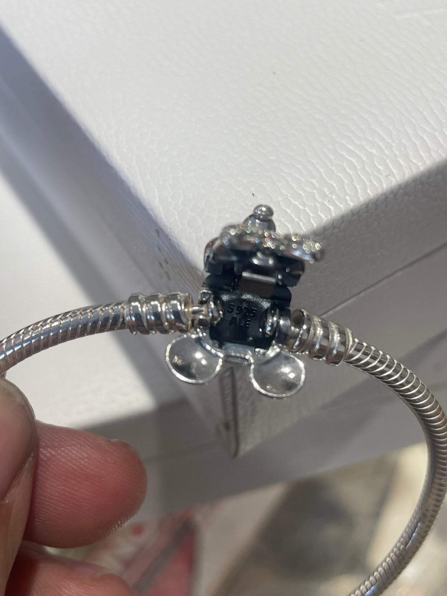 Pandora x Disney Sparkling Minnie Mouse Lock 7.9” Snake Bracelet ~ New in Box