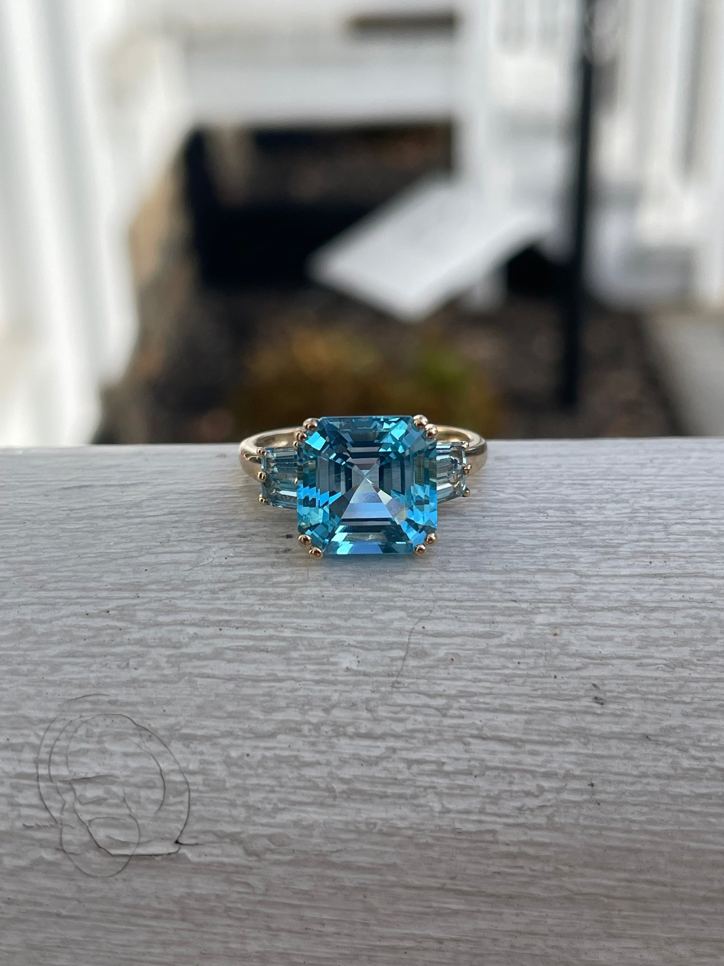 14k Gold Swiss Blue Topaz Cushion Cut Cocktail Ring Size 7