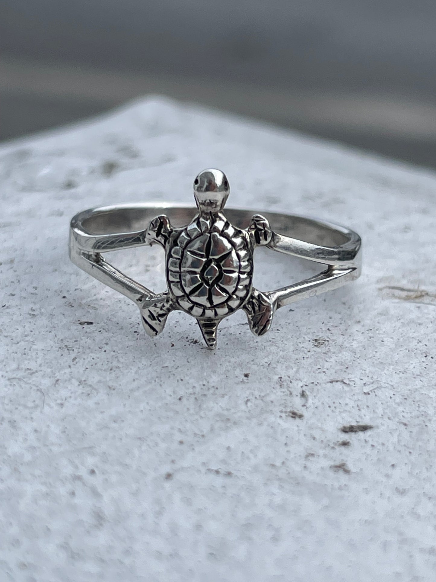 925 Sterling Silver Cute Turtle Ring Size 11