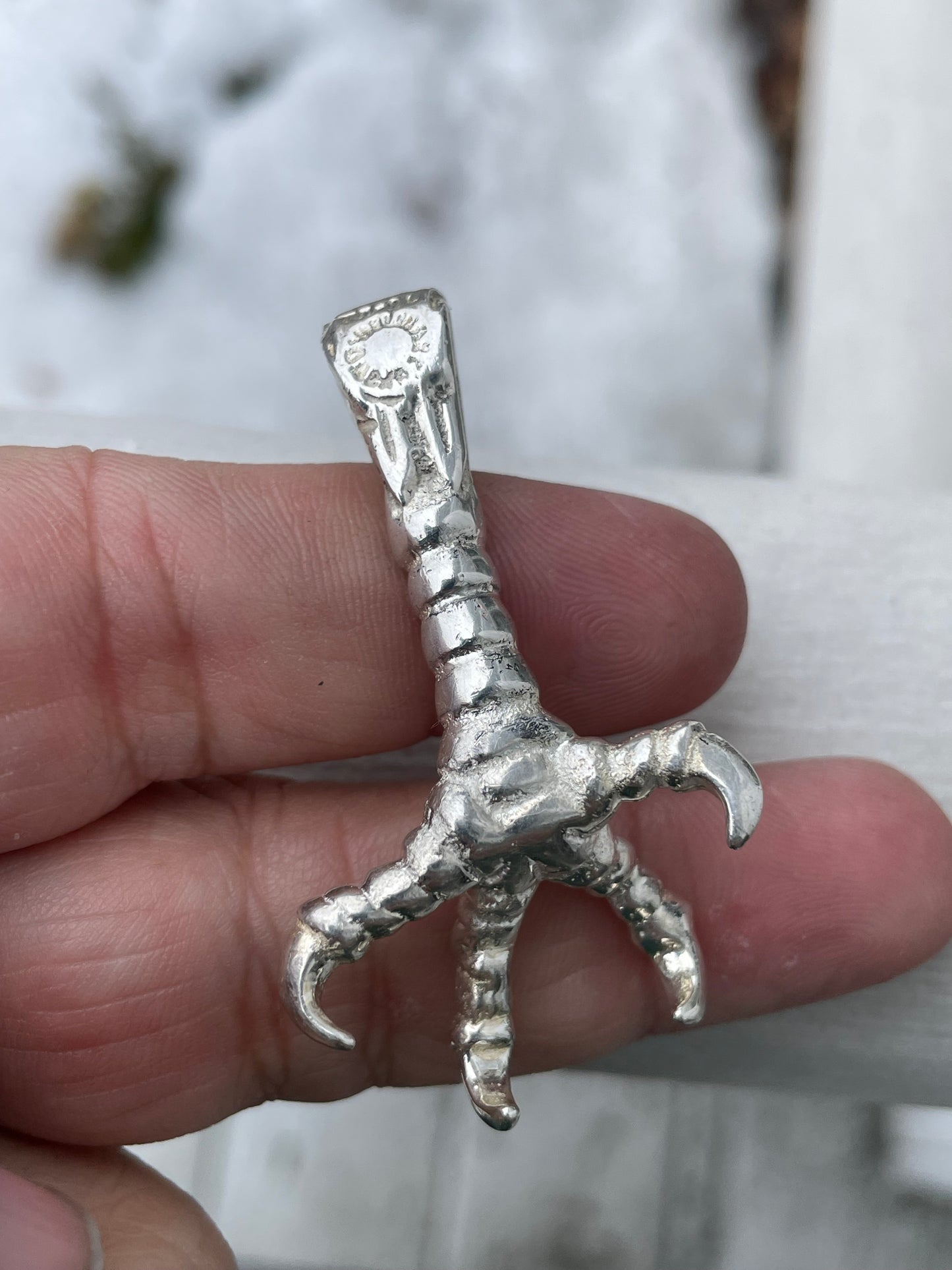 Solid 925 Sterling Silver Eagle Claw Pendant (K13)