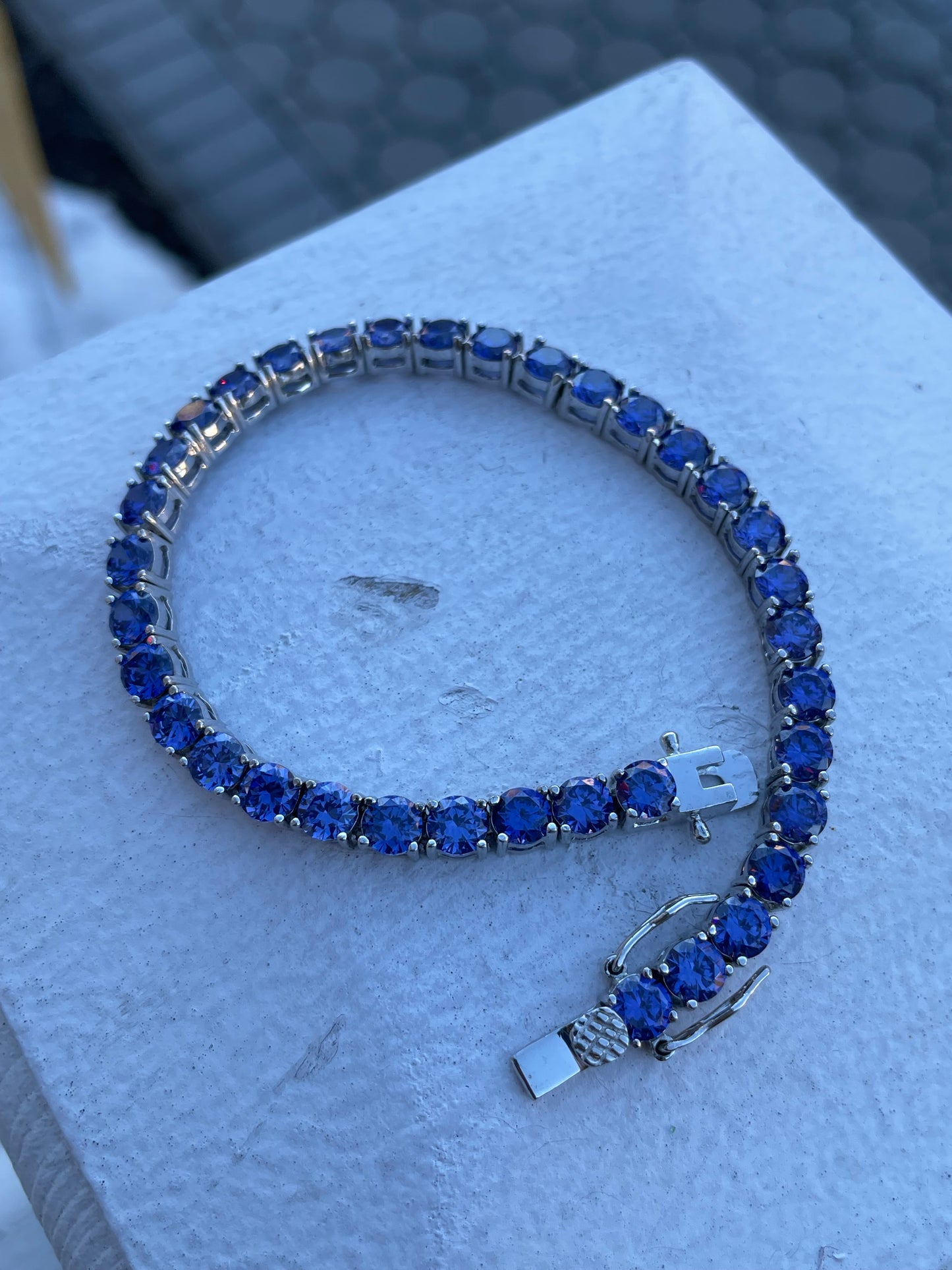 925 Sterling Silver Simulates Tanzanite Tennis Bracelet 8”