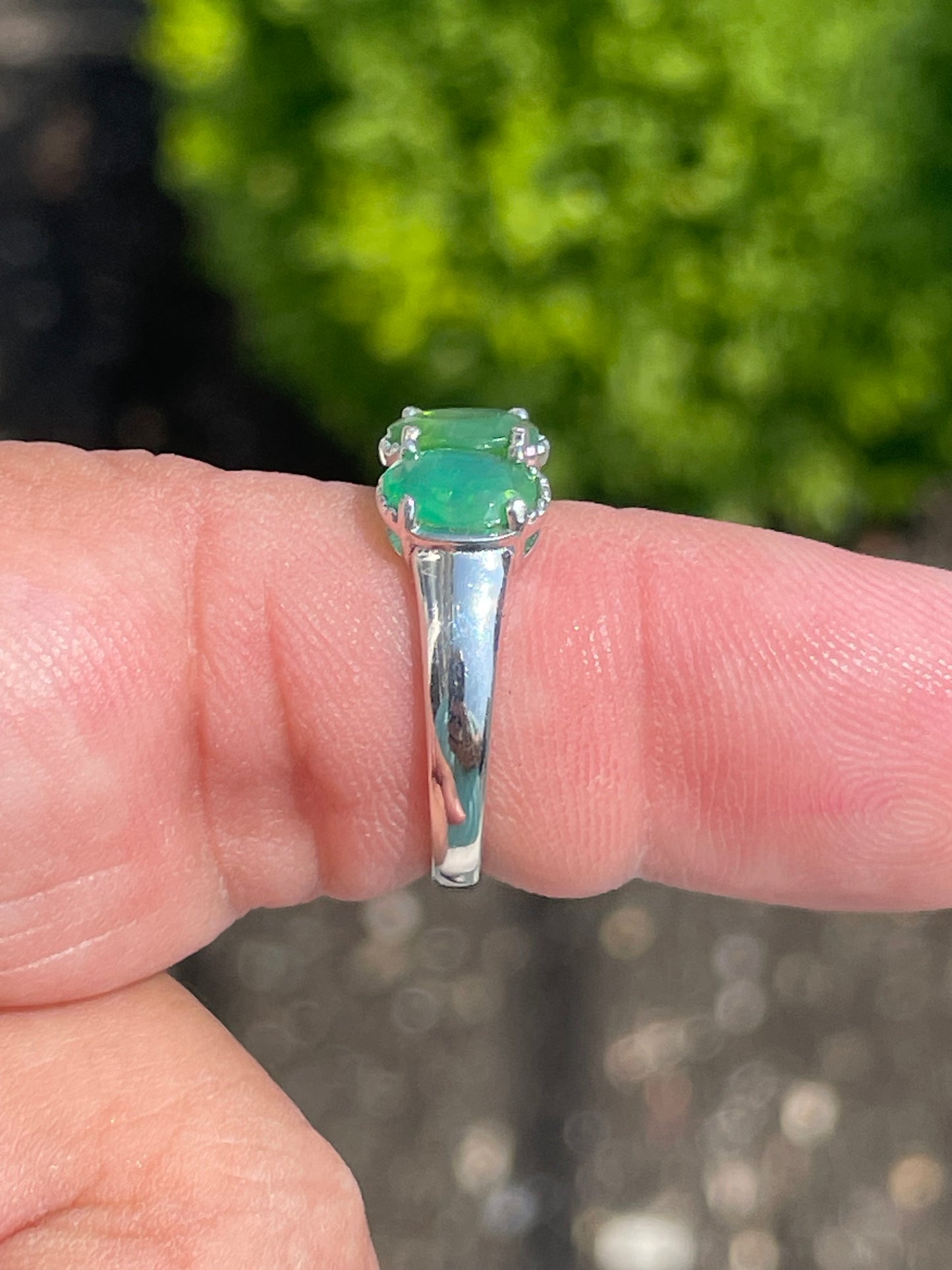 925 Sterling Silver Green AB Crystal Band Ring Size 7