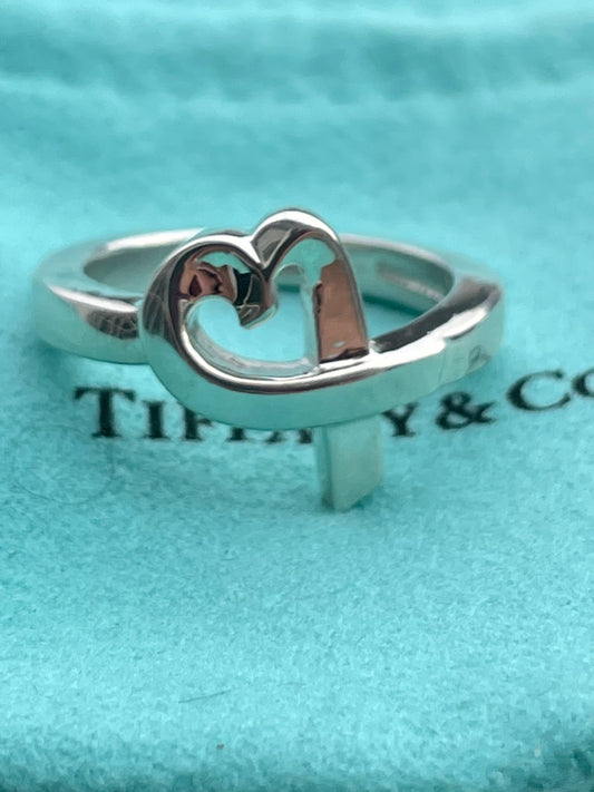 Tiffany&Co Paloma Picasso Loving Heart Ring Size 8.5