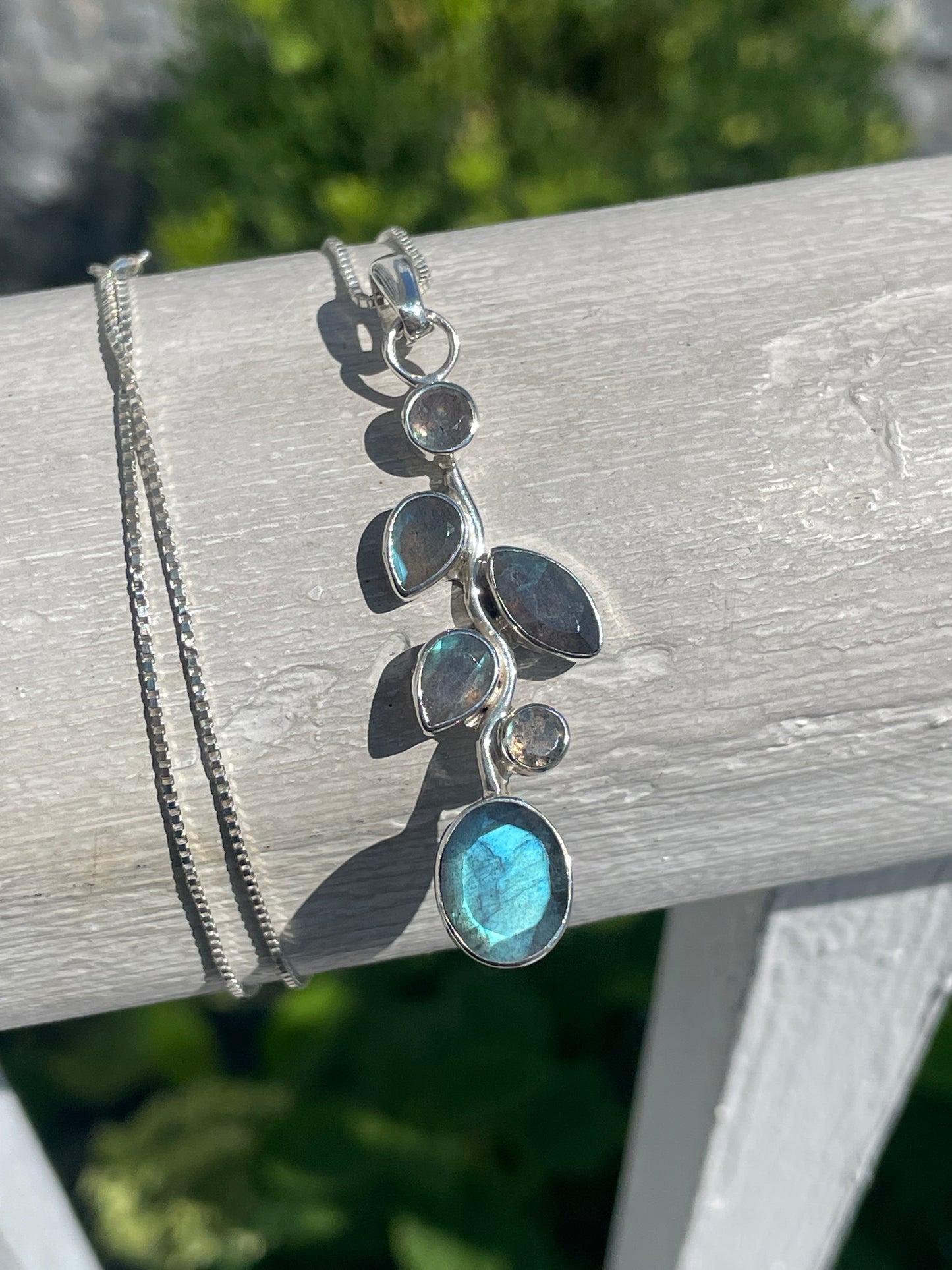 925 Sterling Silver Vertical Labradorite Stone Necklace