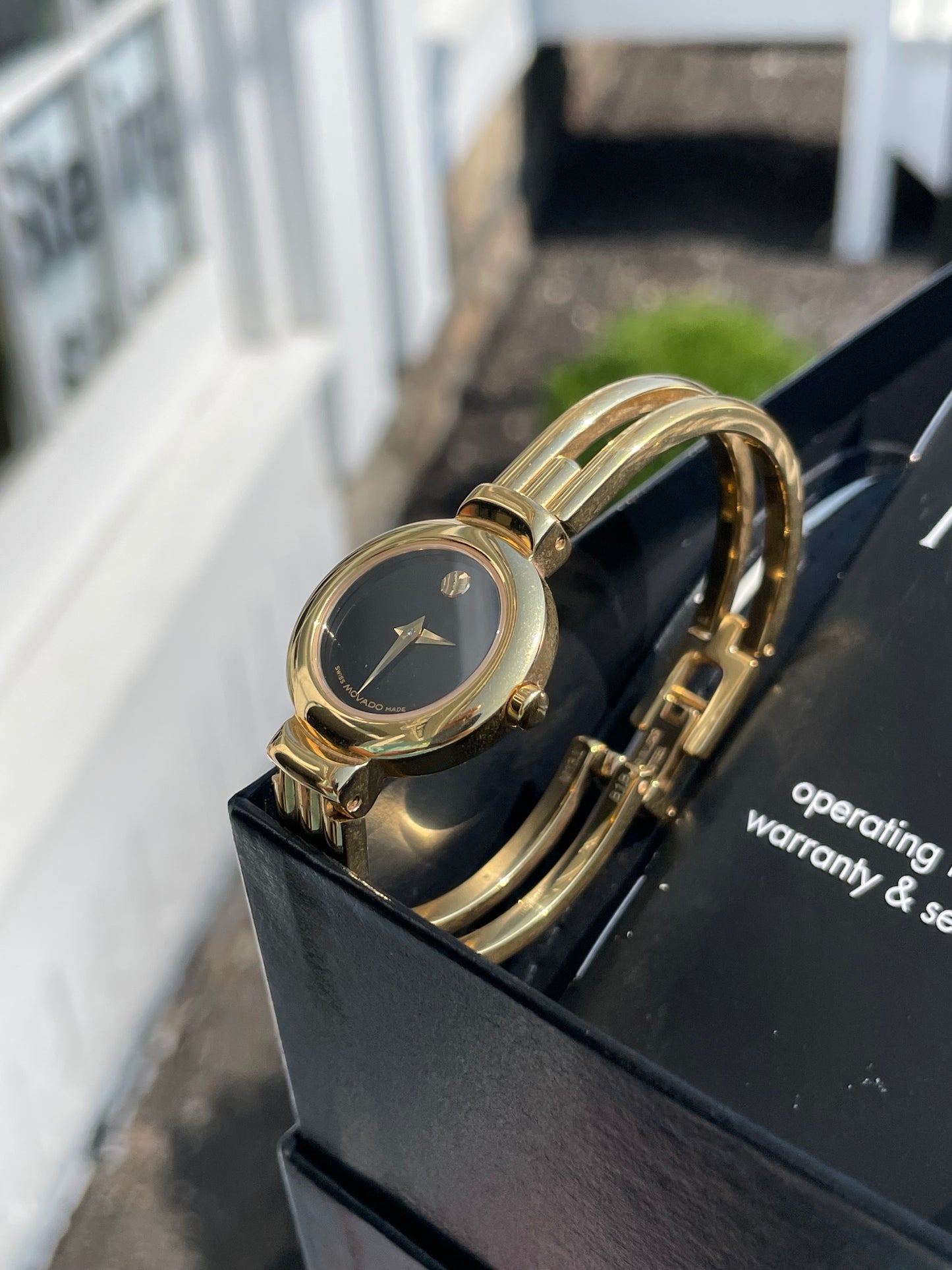 Preowned Ladies Movado Gold tone Harmony Watch 88.A1.809.A 6.5” Wrist w/ Box and Manual