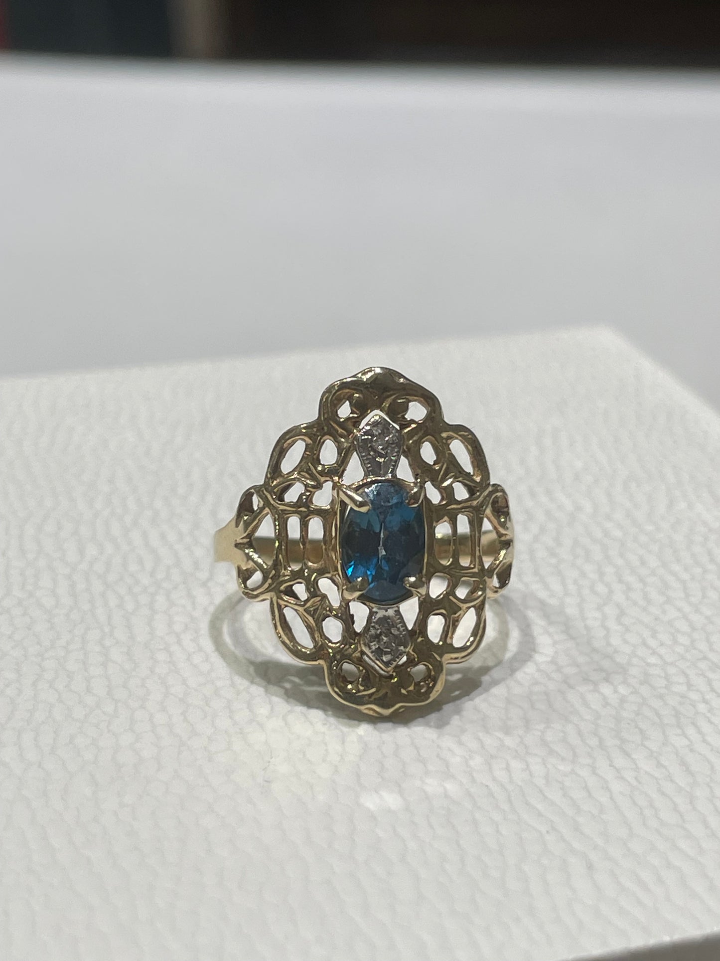 10k Gold Swiss Blue Topaz & Diamond Art Deco Ring Size 8