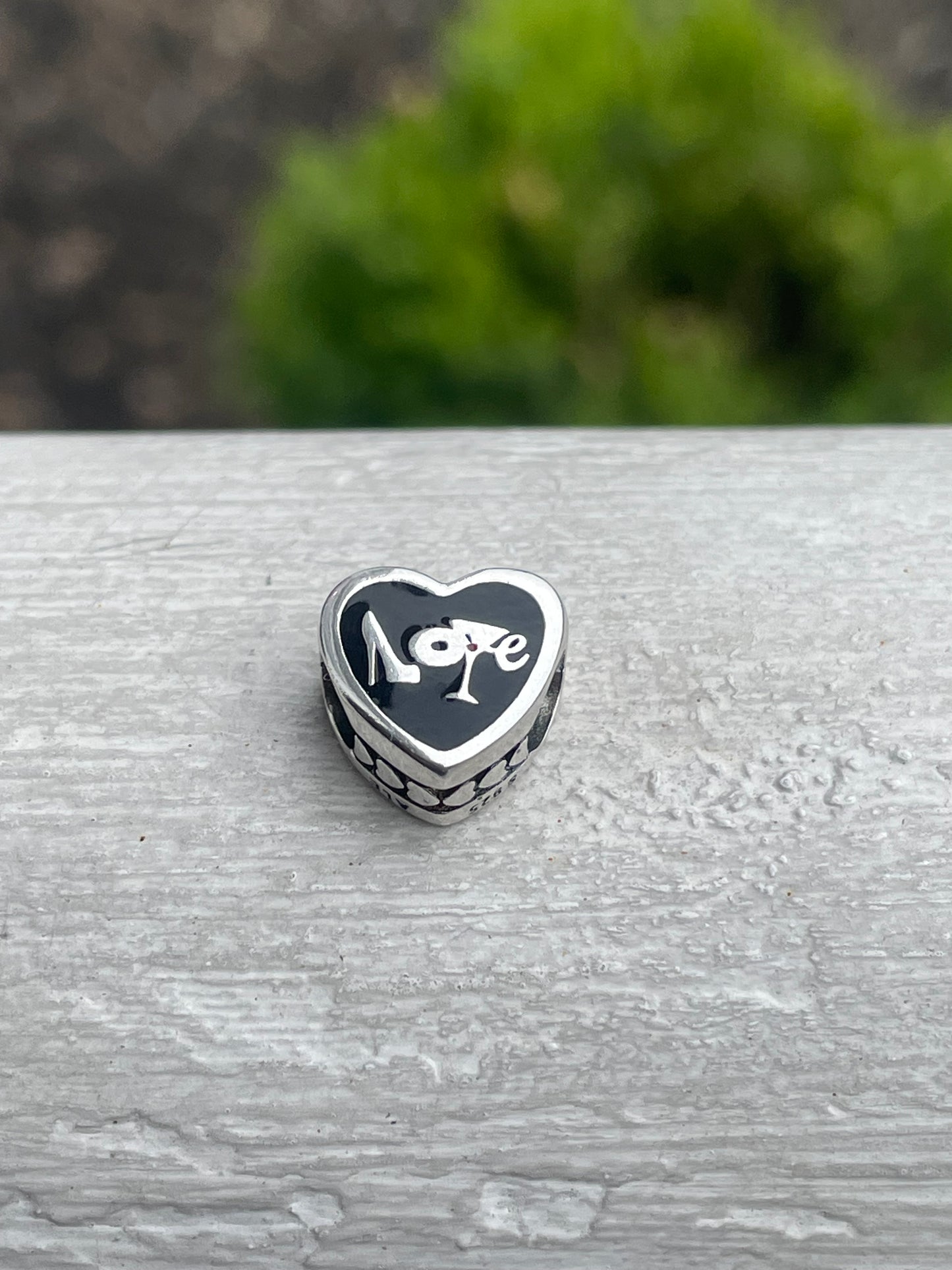 Pandora New York City Exclusive Silver Signet Heart Travel Graffiti Charm