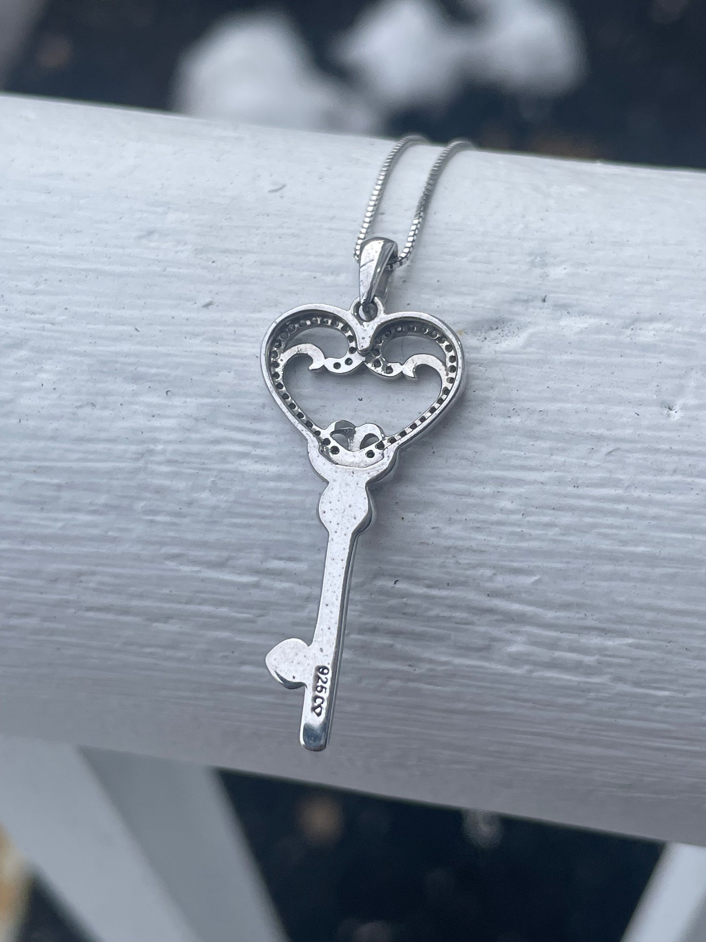 925 Sterling Silver Natural Diamond Unlock Your Heart Key Necklace