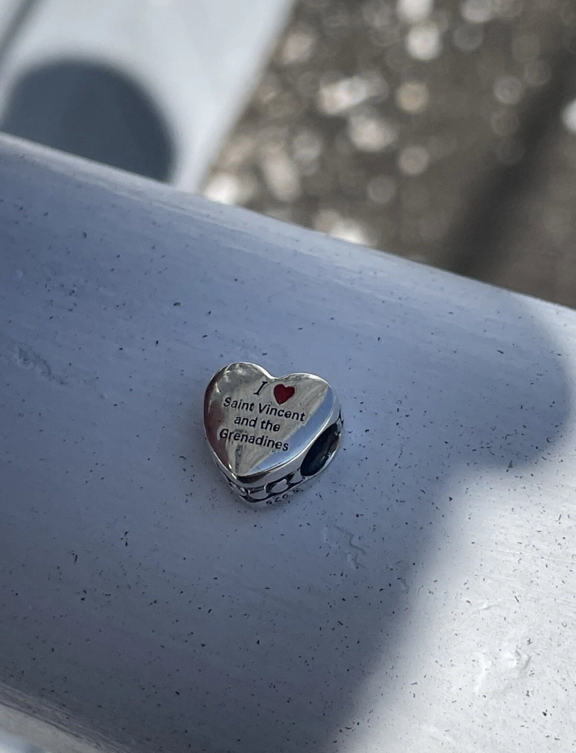 Pandora Saint Vincent and the Grenadines Vacation Destination Exclusive Heart Flag Charm