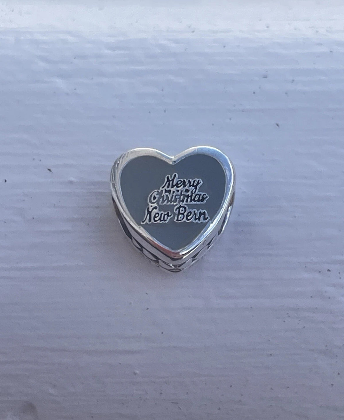 Pandora New Bern North Carolina State Exclusive Travel Destination Christmas Heart Charm