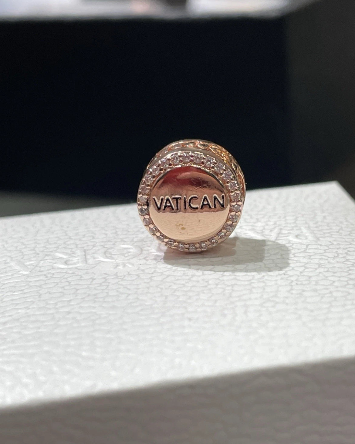 Pandora Vatican Exclusive Flag Rose Gold Round Signet Travel Charm