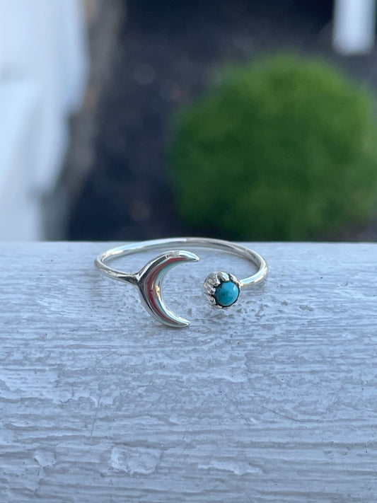 925 Sterling Silver Crescent Moon & Turquoise Thin Band Ring Open Size