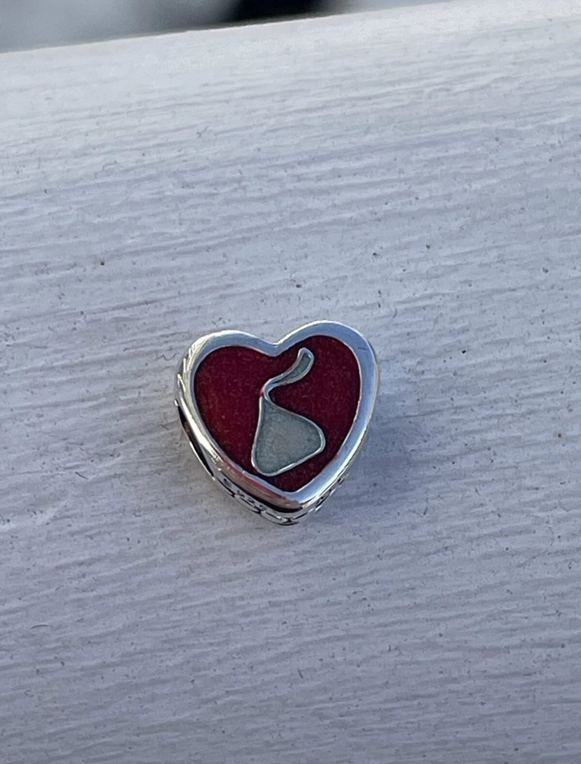Pandora Hershey Pennsylvania Exclusive Hershey Kiss Logo Heart Charm