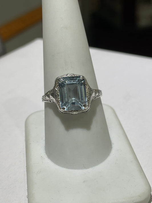 Antique Sterling Silver Sky Blue Topaz Ring Size 9.5