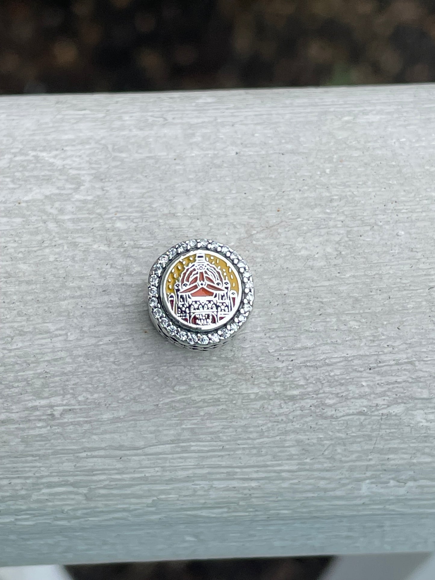 Pandora Limited Edition Macy’s Thanksgiving Day Parade New York City Exclusive Reversible Travel Charm