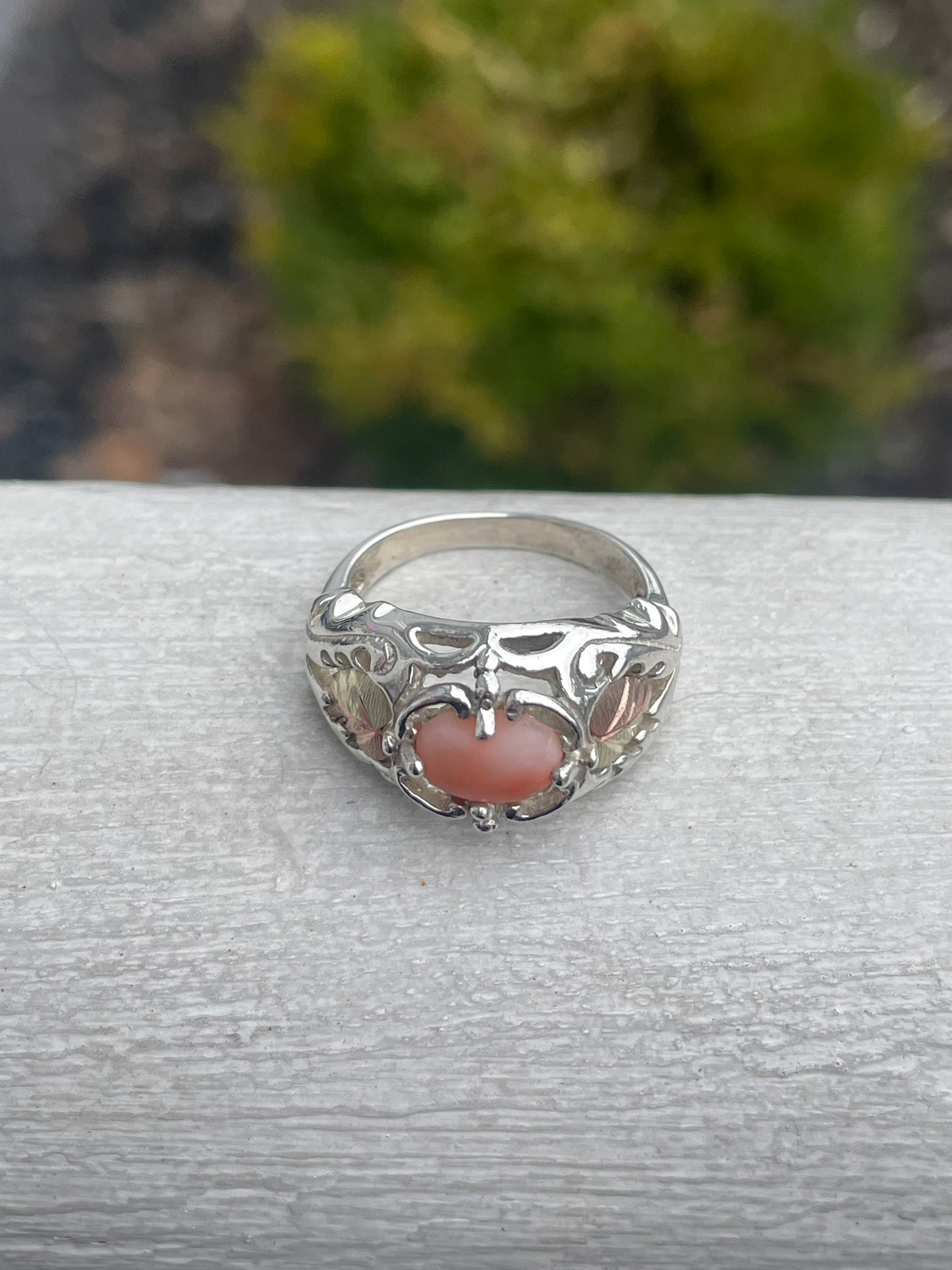 925 Sterling Silver & 12k Gold Coral Stone Ring Size 7