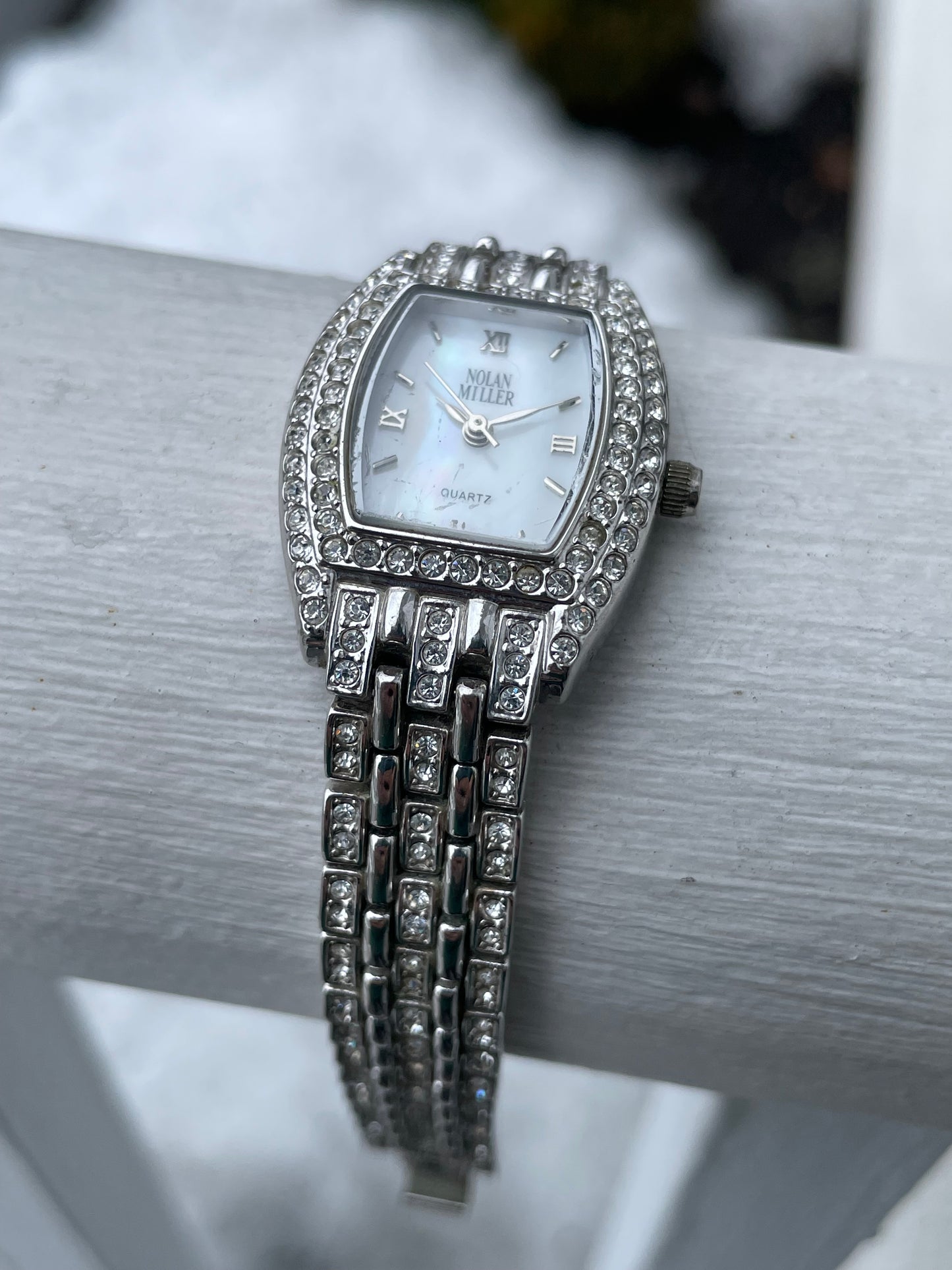 Ladies Nolan Miller Sparkling Mother of Pearl Stainless Steel Watch (K38)