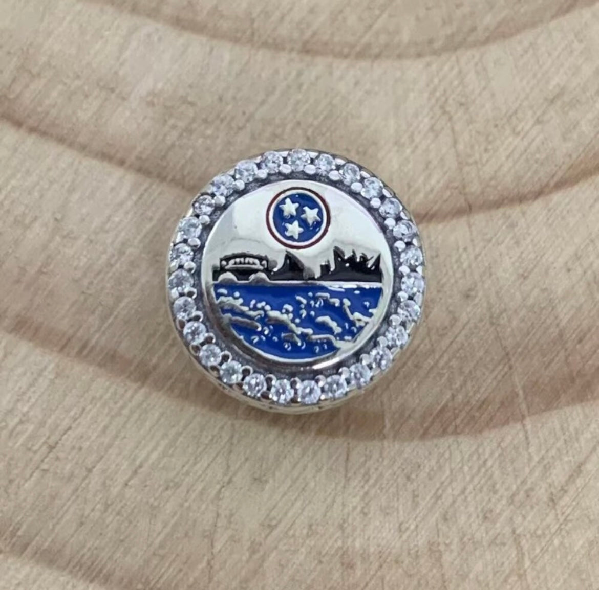 Pandora Chattanooga Tennessee City Exclusive Round Signet State Travel Charm