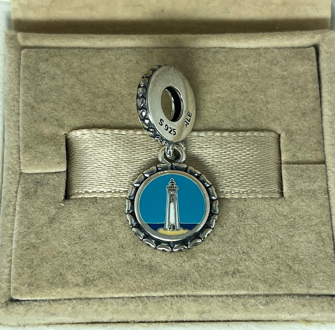 Pandora Mathews Virginia State Exclusive Destination Vacation Dangle Charm