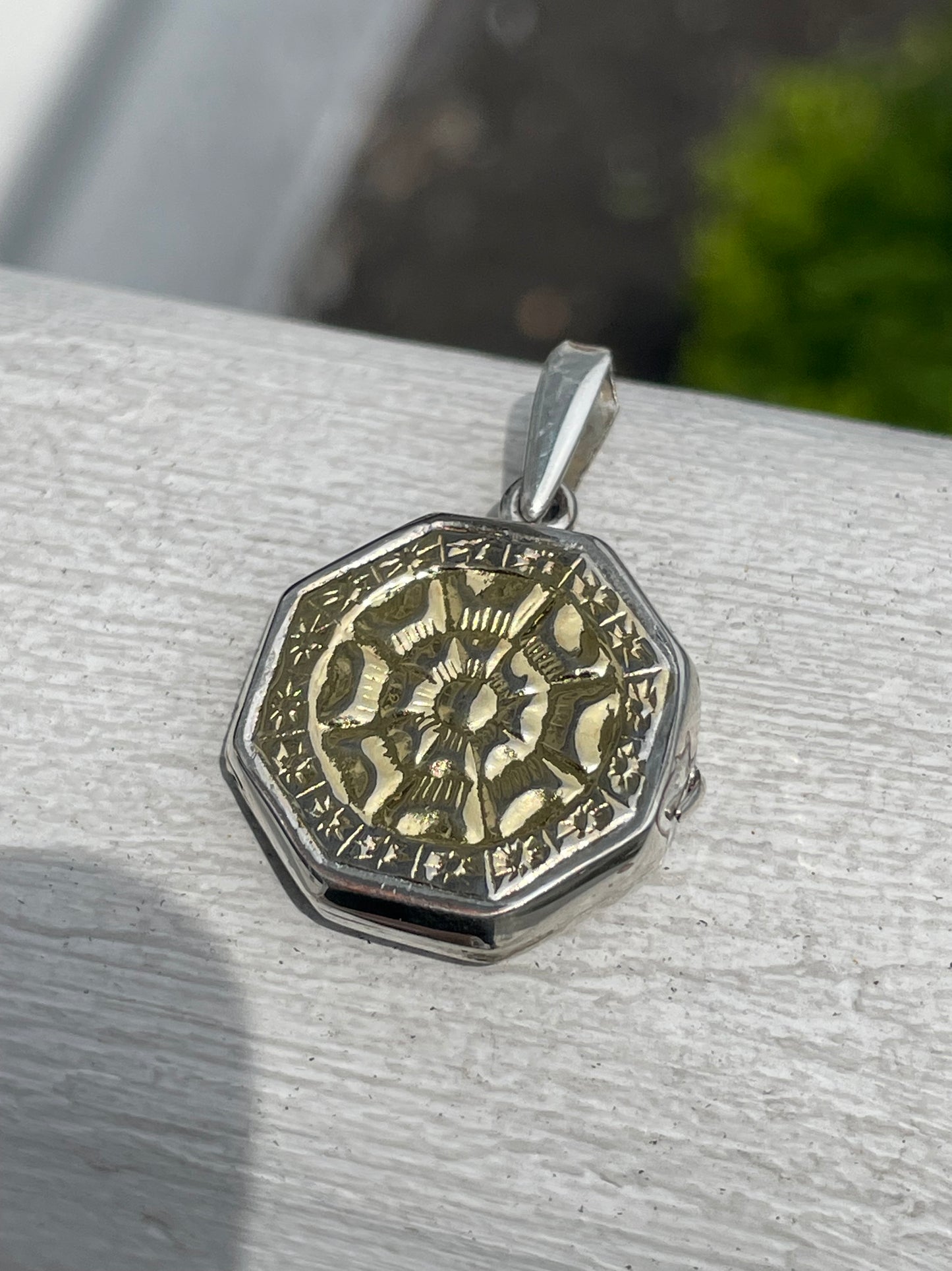 Designer FAS 925 Sterling Silver 2tone Octagon Mandala Locket Pendant
