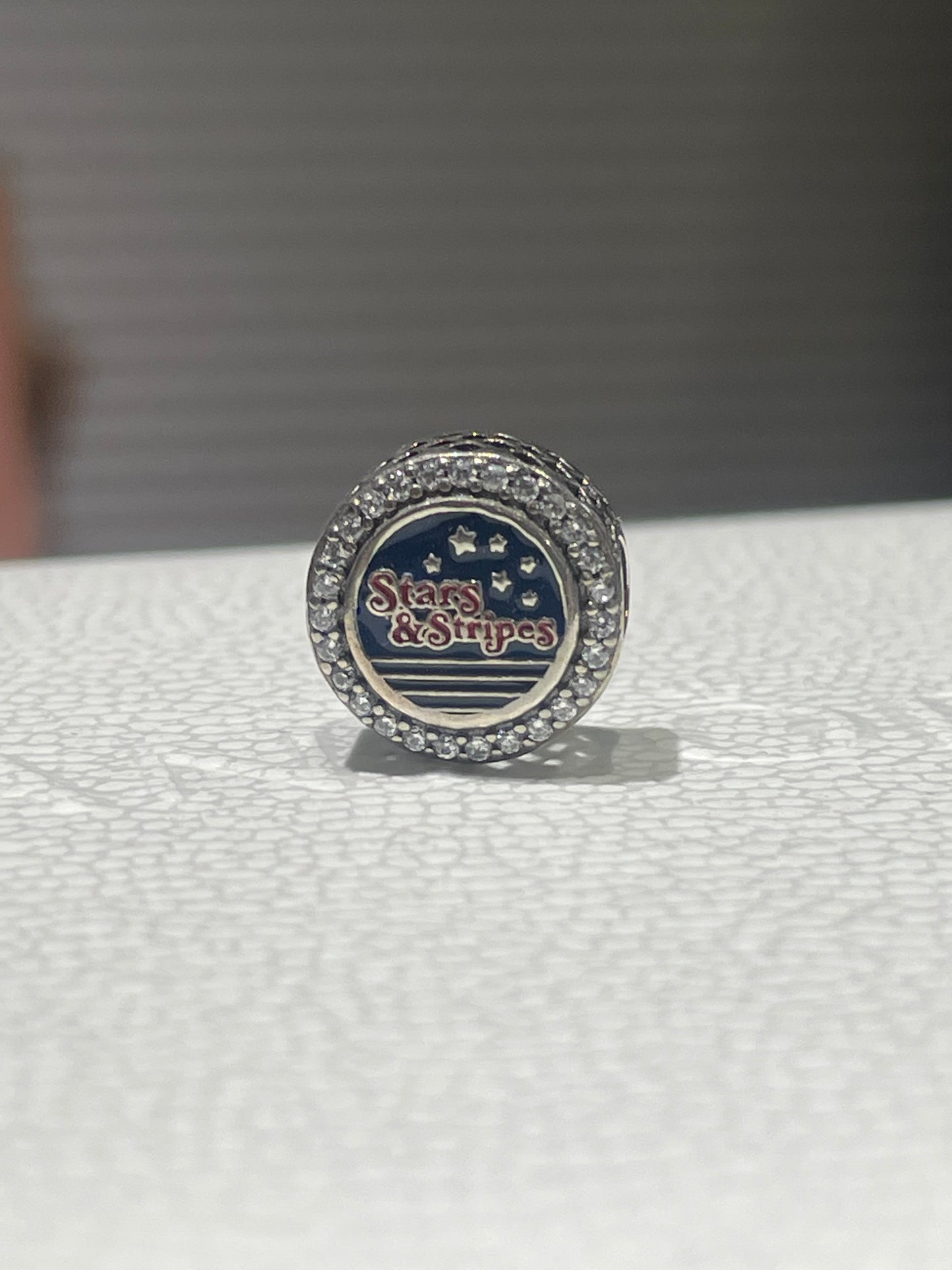 Pandora United States Exclusive Stars & Stripes Round Signet Charm