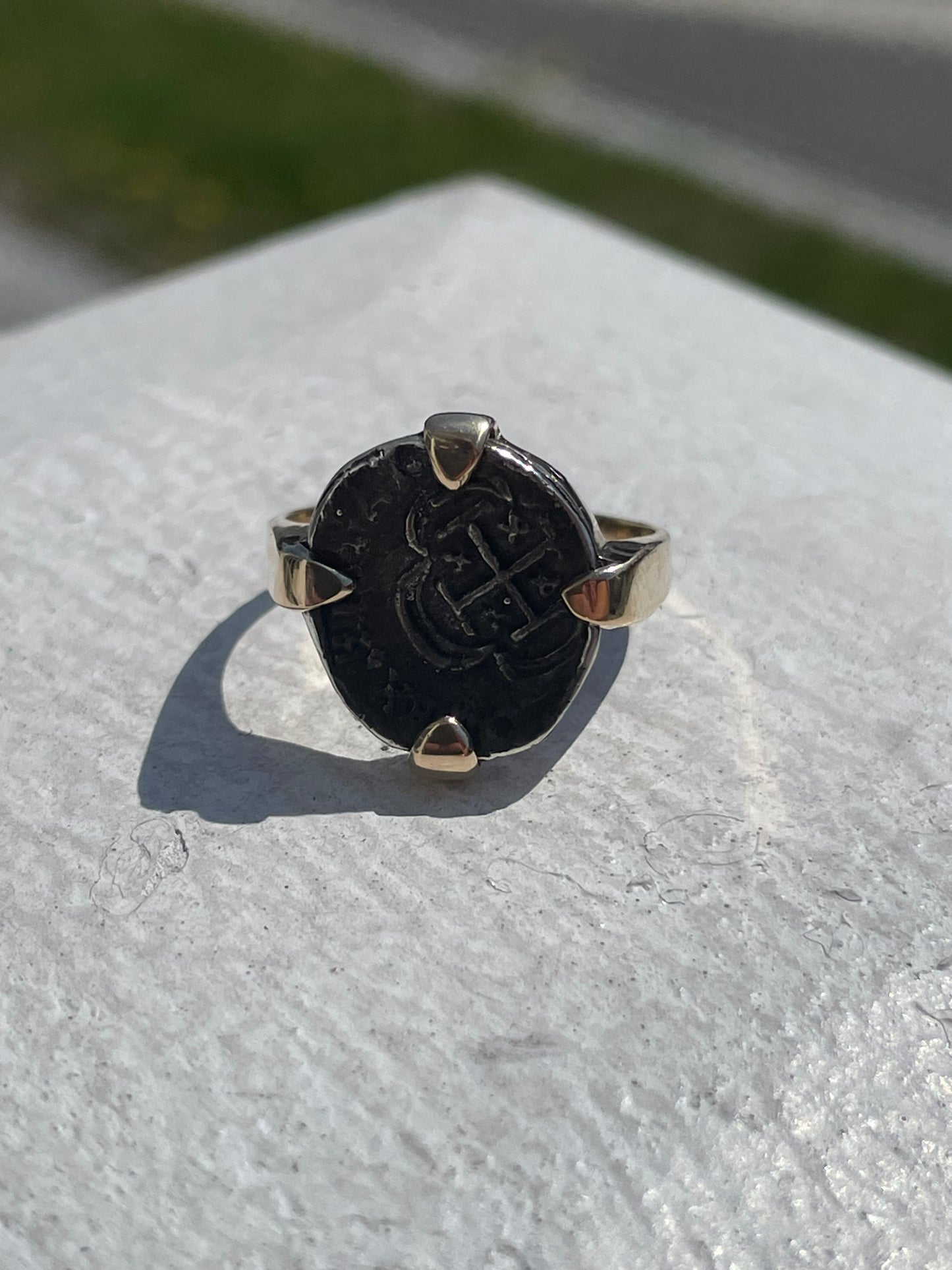 14k Gold Atochan Coin Ring Size 8