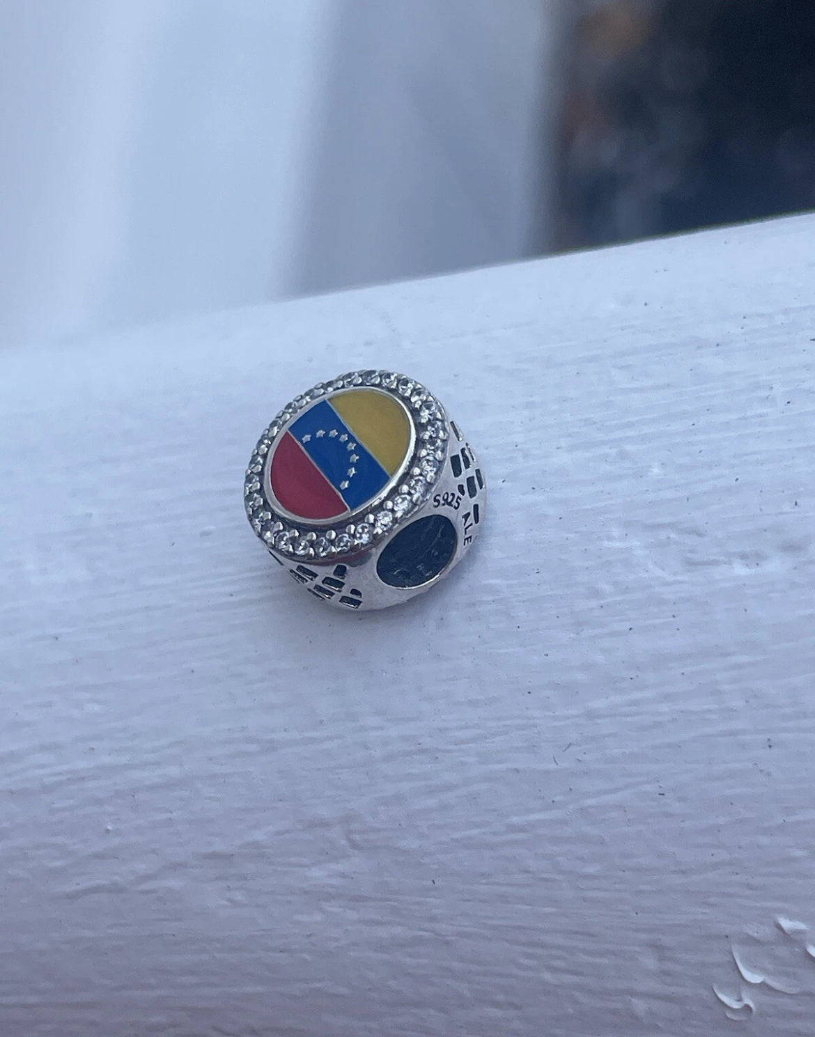 Pandora Venezuela Exclusive Country Pride Destination Travel Signet Charm