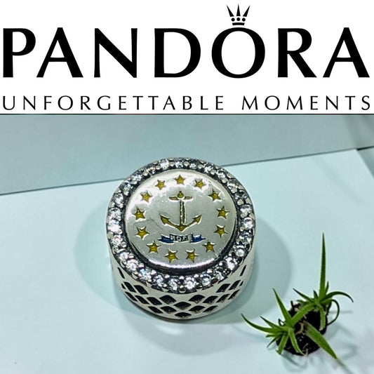 Pandora State of Rhode Island Exclusive State Flag Round Travel Charm