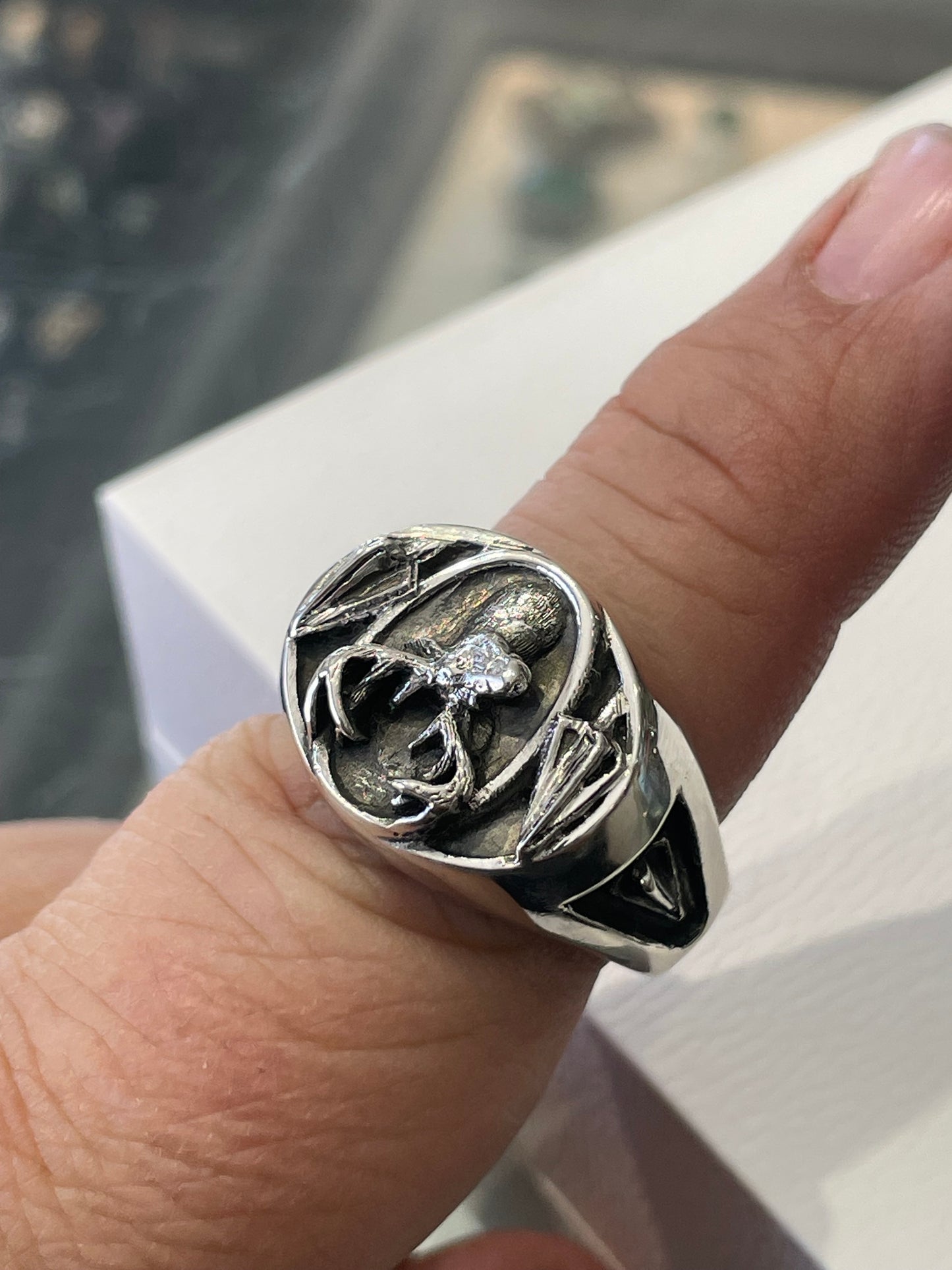 Silver Men’s Deer Stag Hunter Signet Ring 925 Sterling Size 10