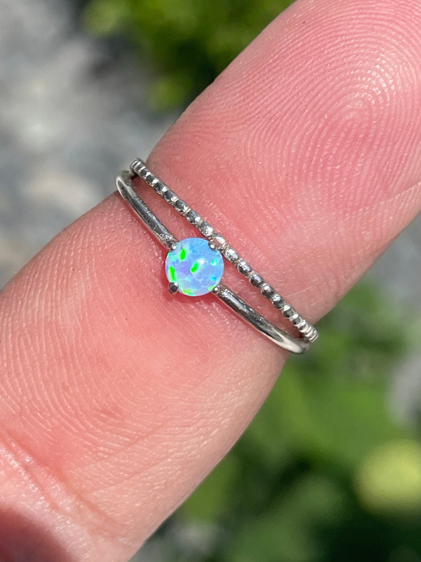 925 Sterling Silver Light Blue Opalite Band Ring Size 7