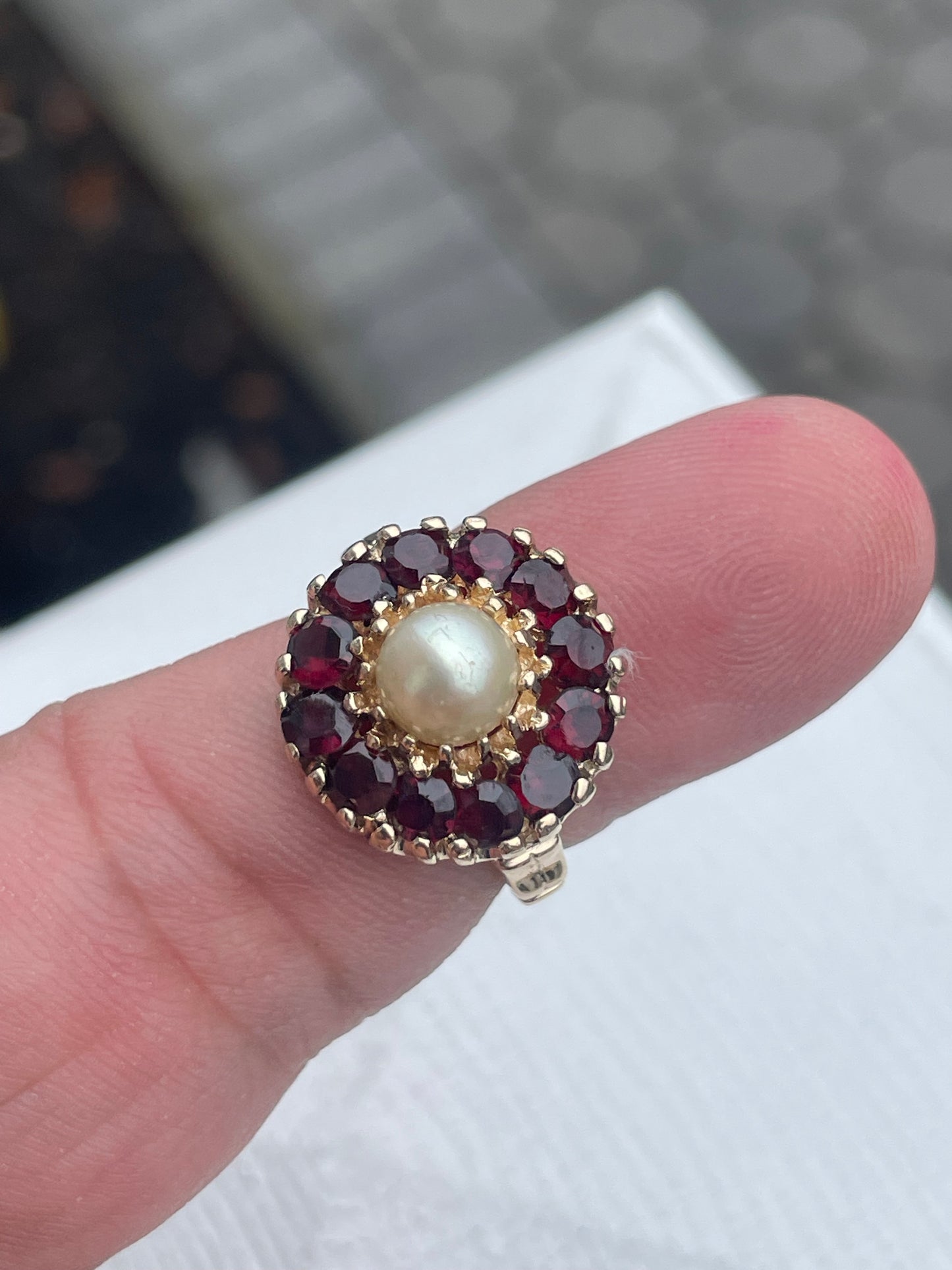 14k Gold Pearl & Garnet Cluster Ring Size 5.75