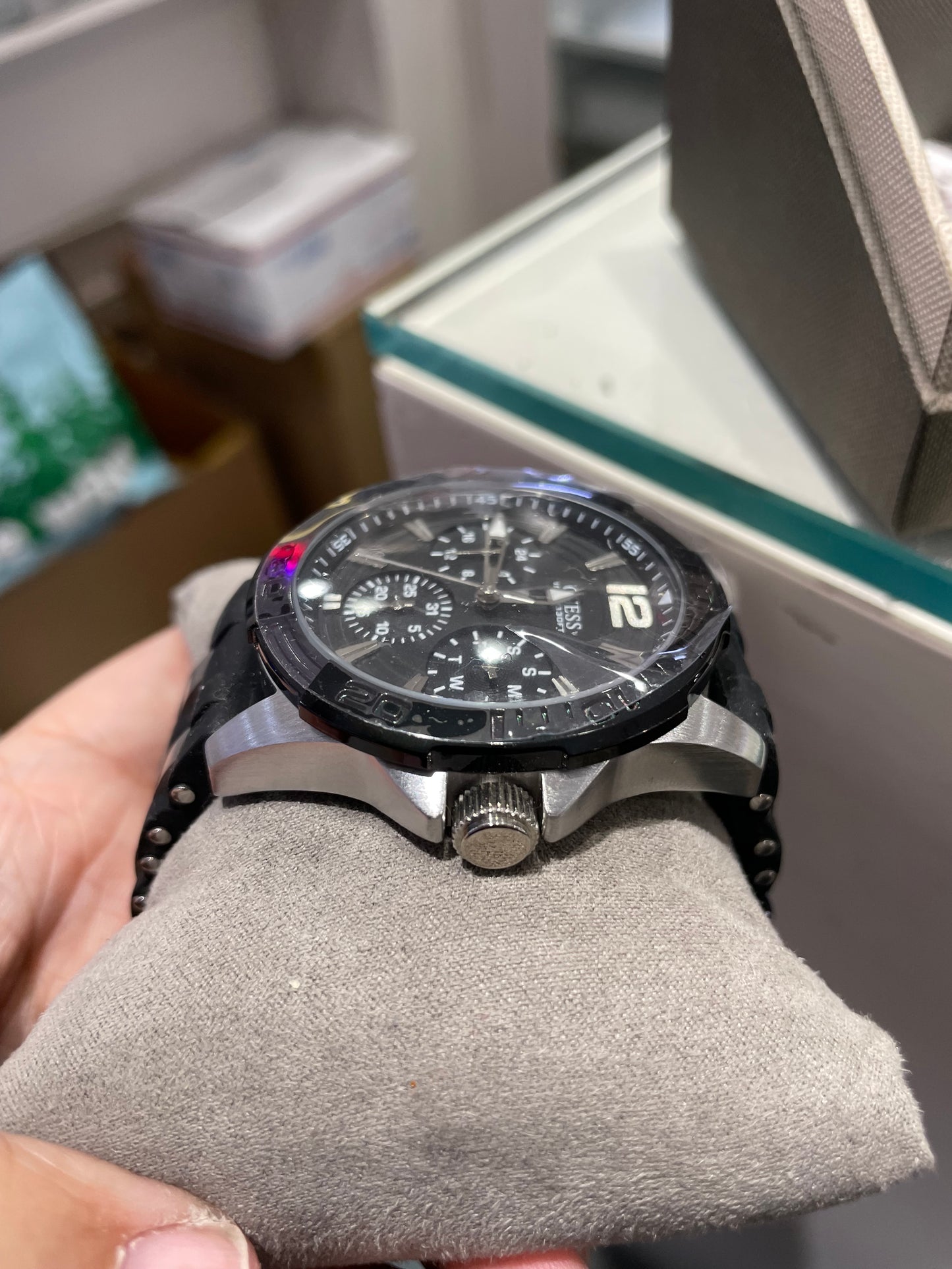 Men’s Black Rubber & Stainless Steel Guess Watch Model UO366G1