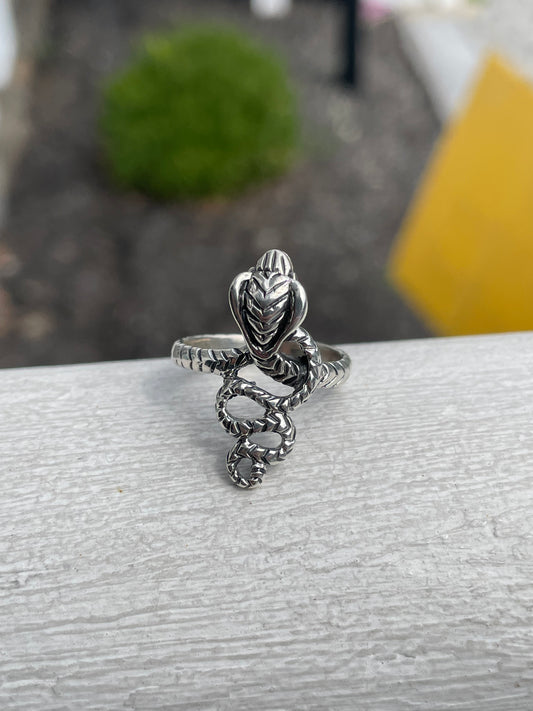 925 Sterling Silver Cobra Snake Ring Size 7