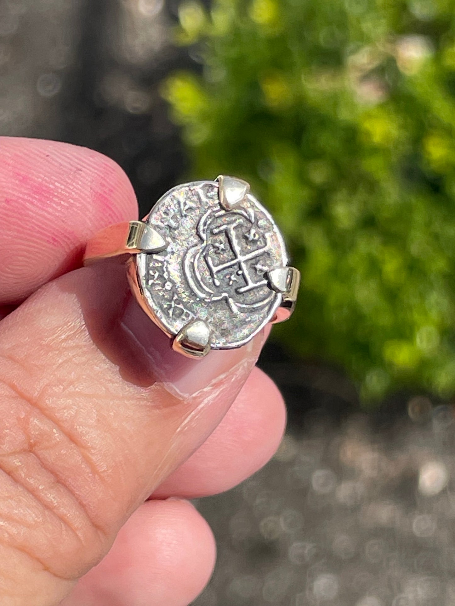 14k Gold Atochan Coin Ring Size 8