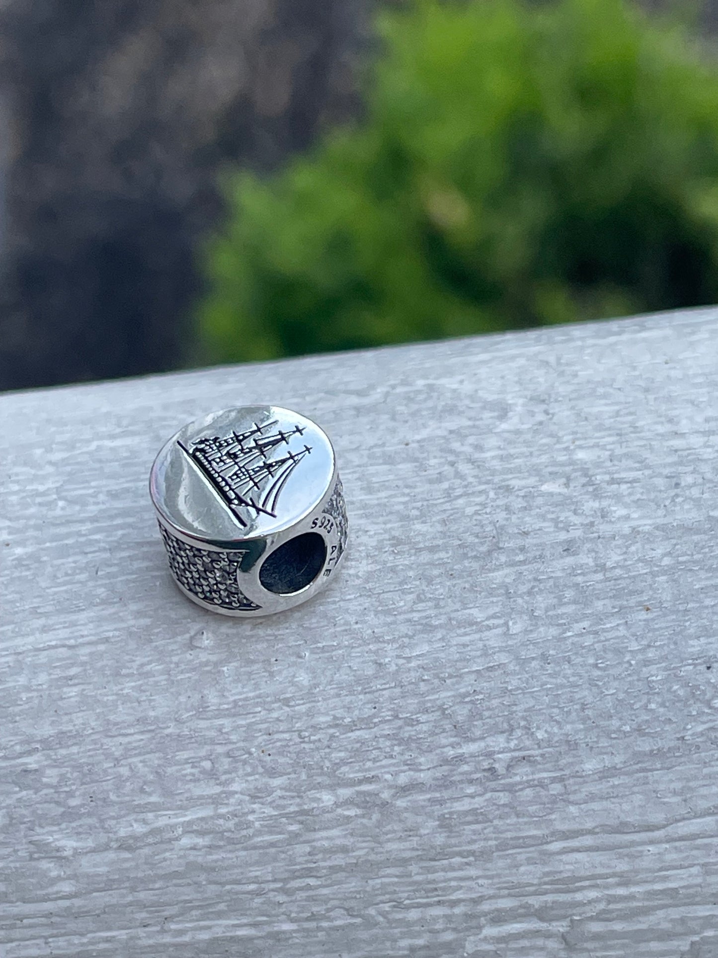 Pandora Boston Massachusetts Exclusive Round Signet Travel Destination Charm