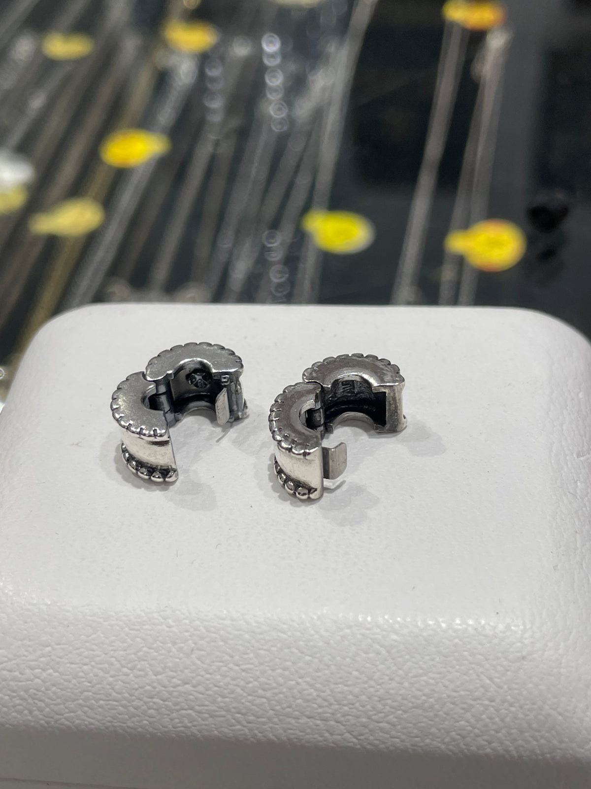 Retired Pandora x2 Silver Beveled Matching Clips Lot
