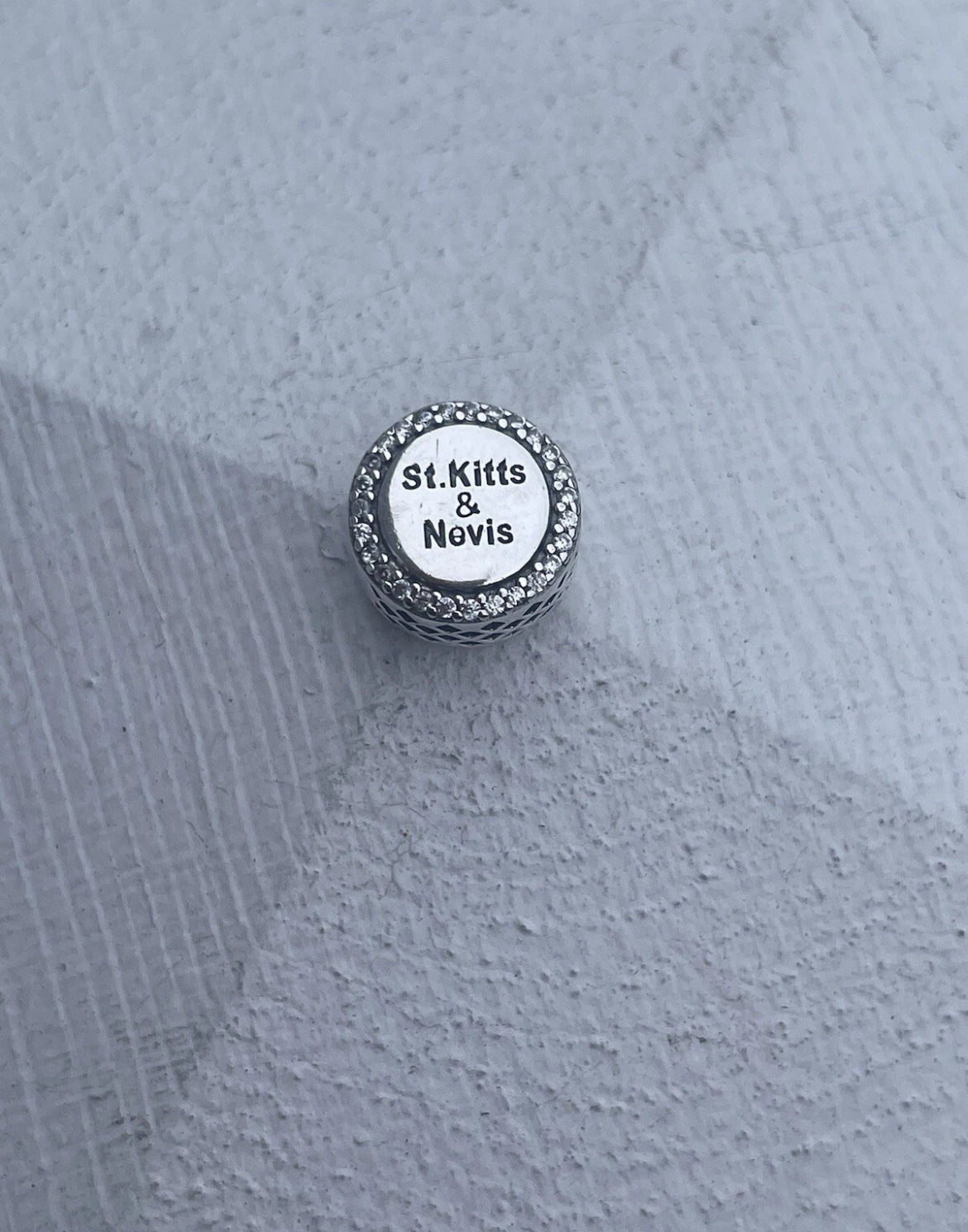Pandora St. Kitts & Nevis Flag Island Country Exclusive Travel Vacation Signet Charm