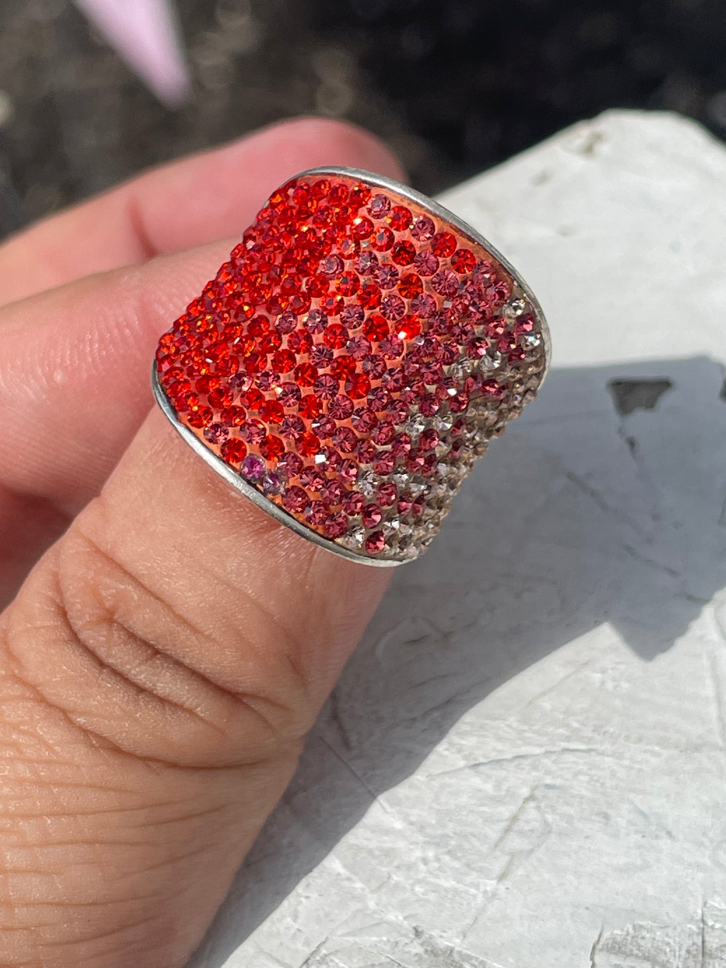 925 Sterling Silver Convex Shades of Red Crystal Ring