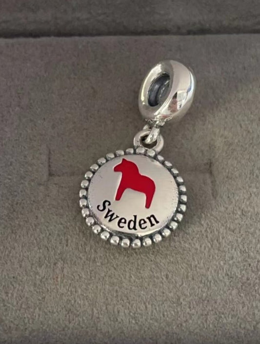 Pandora Schweden Sweden Country Exclusive Schriftzug Dalapferd Dala Horse Dangle Charm