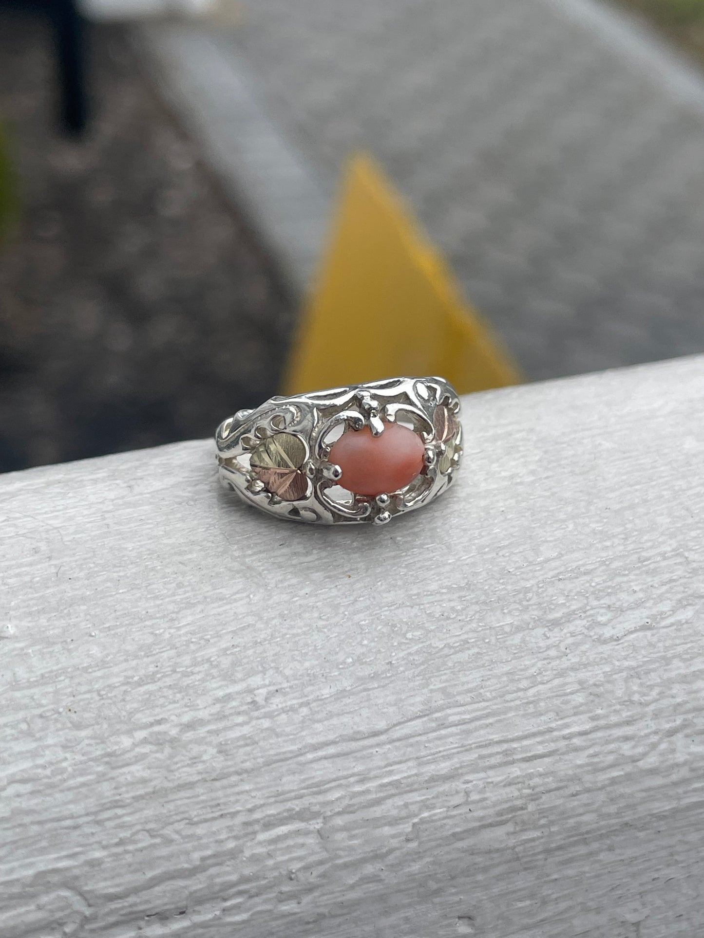 925 Sterling Silver & 12k Gold Coral Stone Ring Size 7