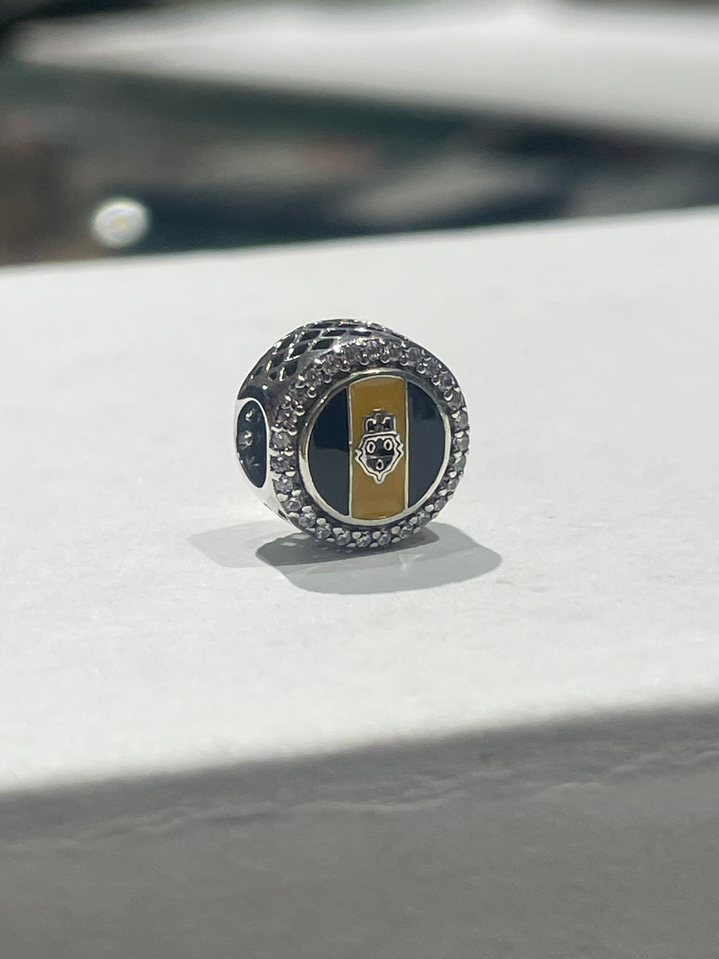 Pandora Pittsburgh Pennsylvania Exclusive Flag Signet Charm