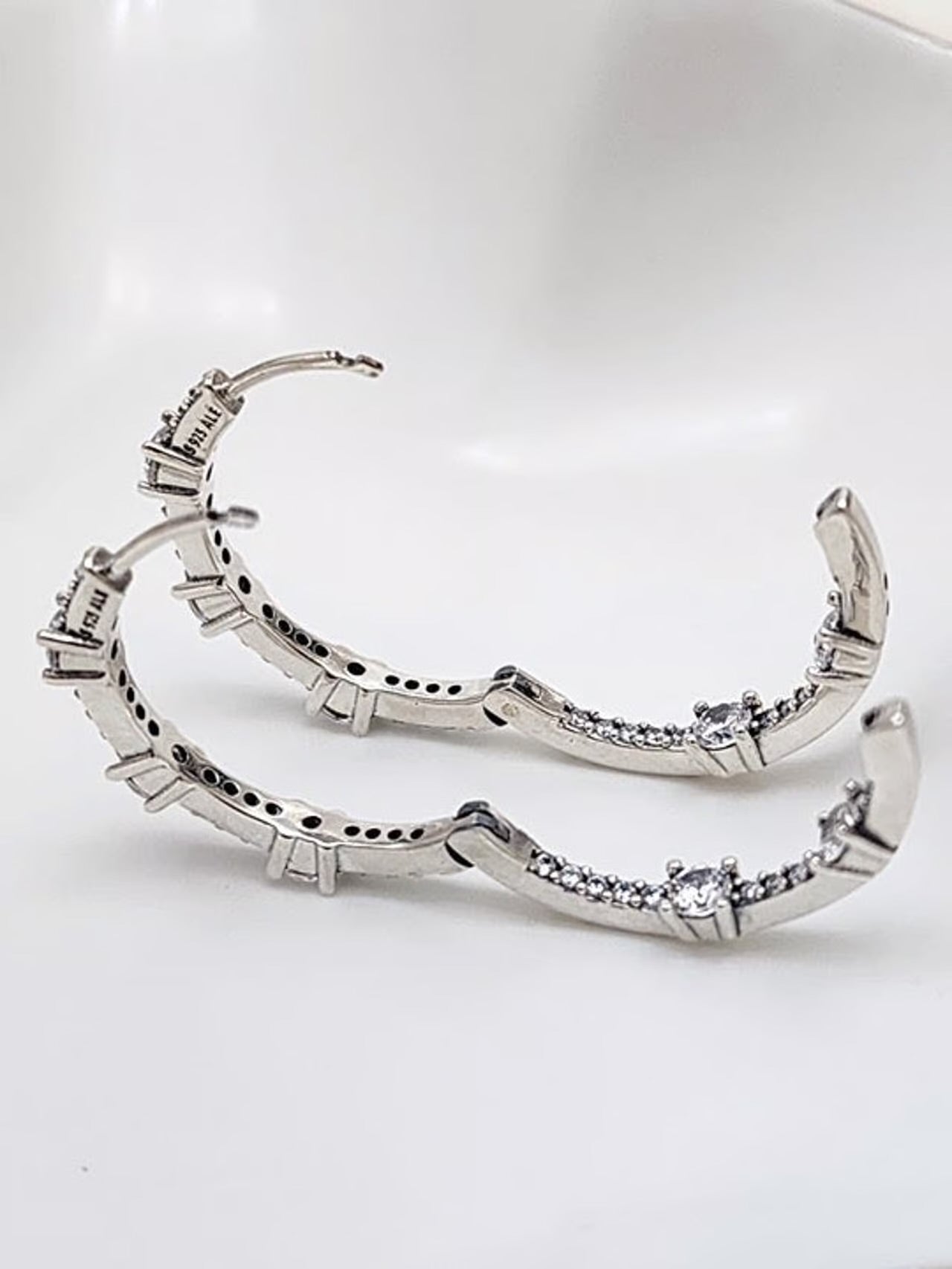 Pandora Sparkling Pavé CZ Bars Hoop Earrings 290043C01