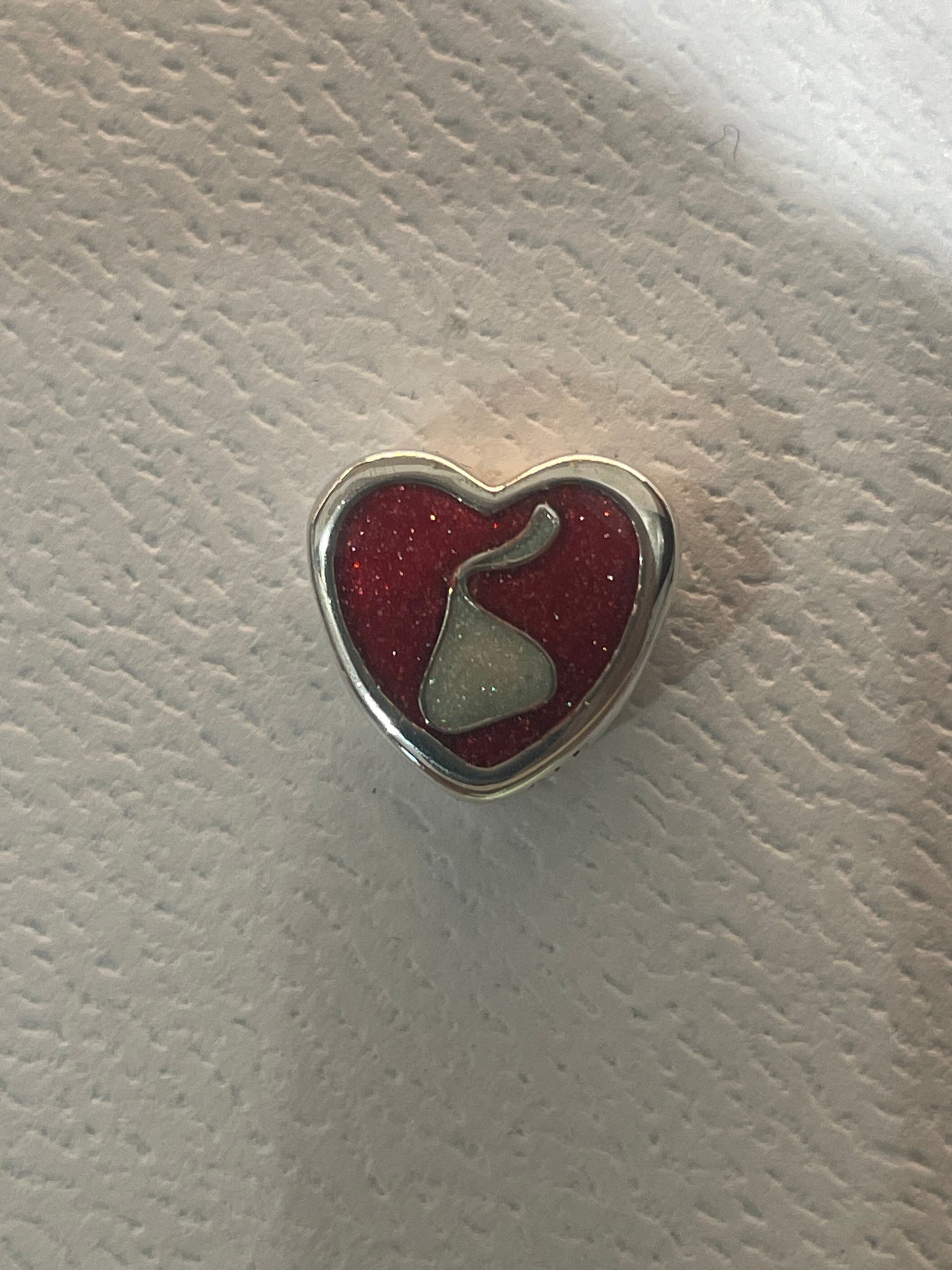Pandora Hershey Pennsylvania Exclusive Hershey Kiss Logo Heart Charm