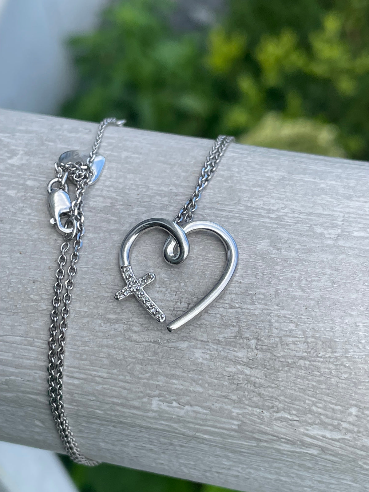 Designer Hallmark 925 Sterling Silver Diamond Faith Cross Open Heart Necklace
