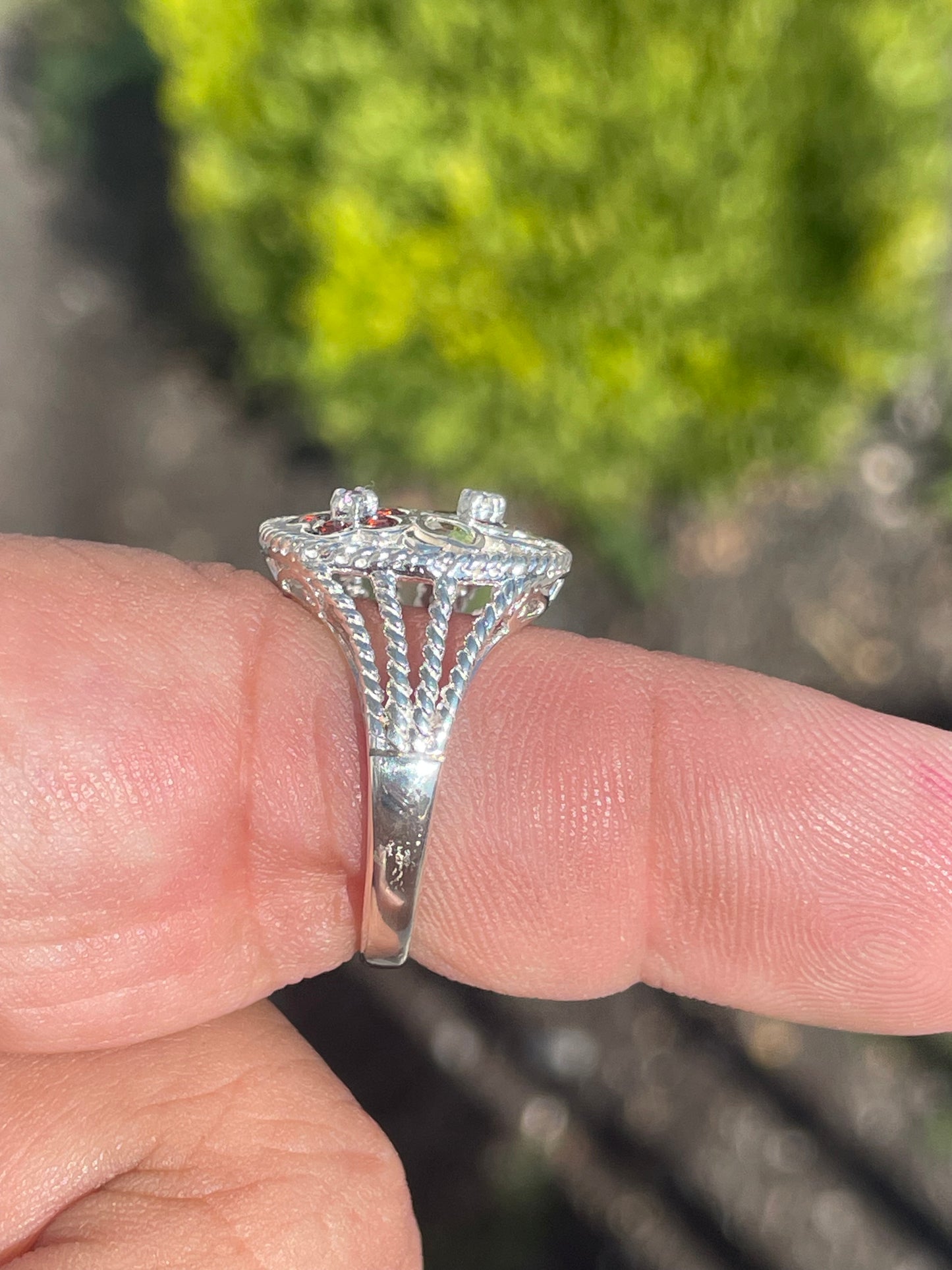 Designer Hallmark 925 Sterling Silver Signet Stone Flower Ring w/ Garnet, Peridot, and Amethyst