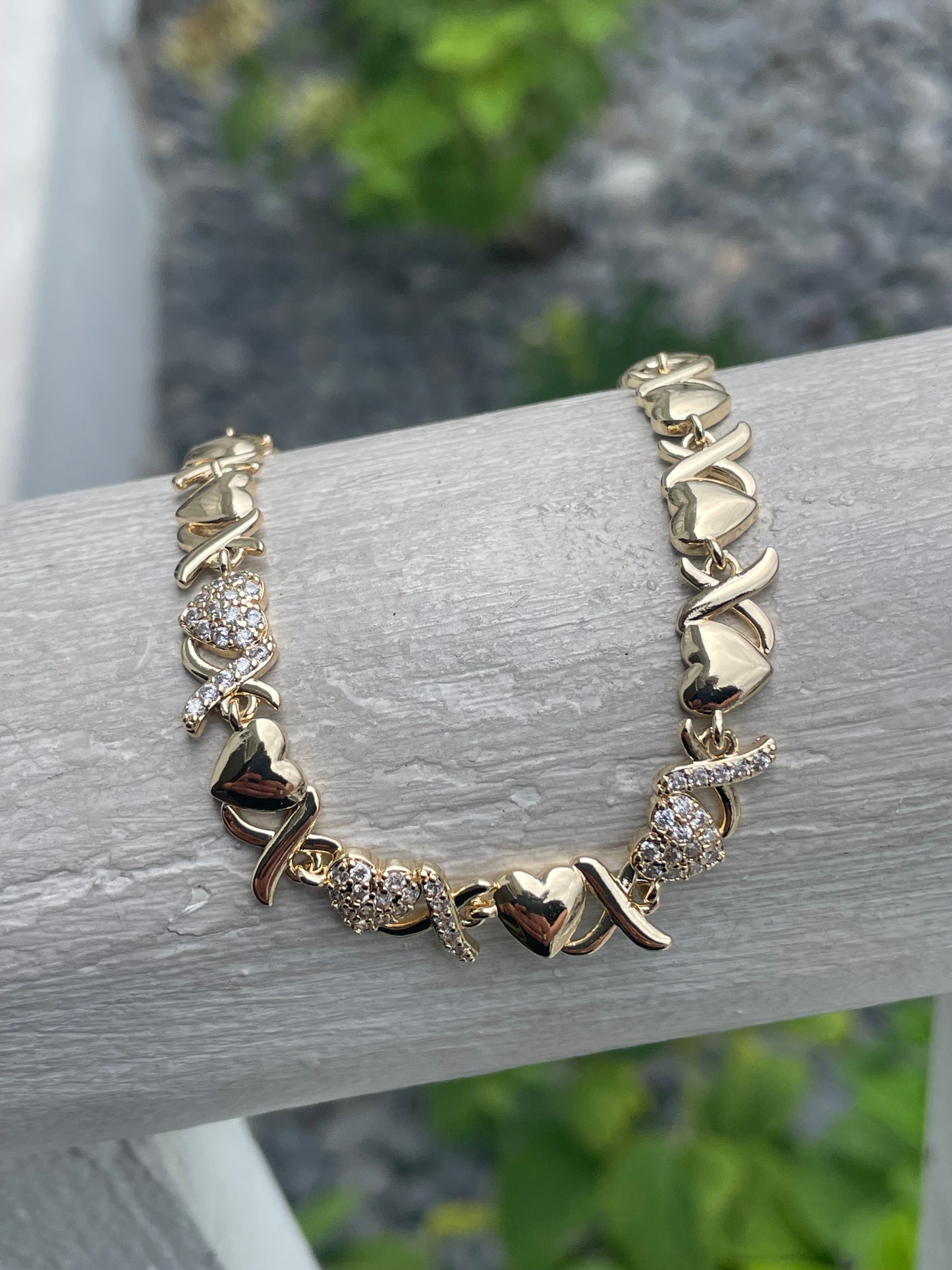 Gold Plated XO Bracelet Hugs and Kisses