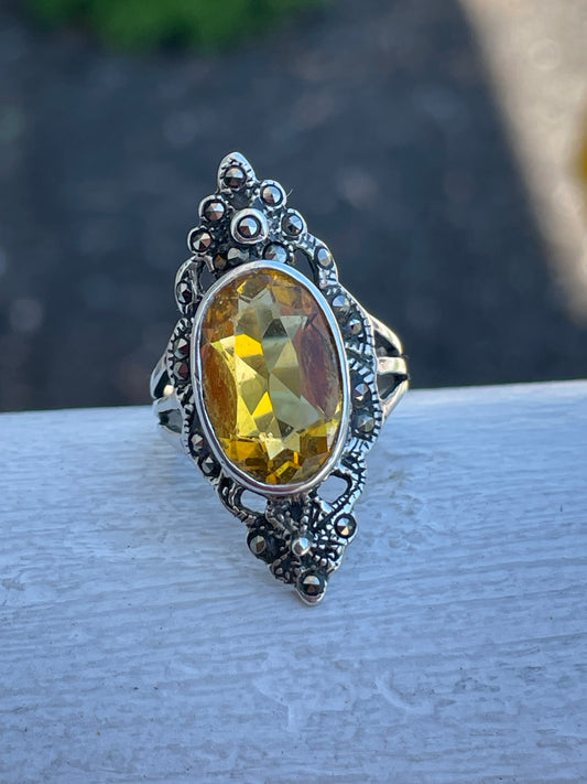 925 Sterling Silver Vintage Art Deco Filigree Shield Ring with Citrine & Marcasite Size 6.5